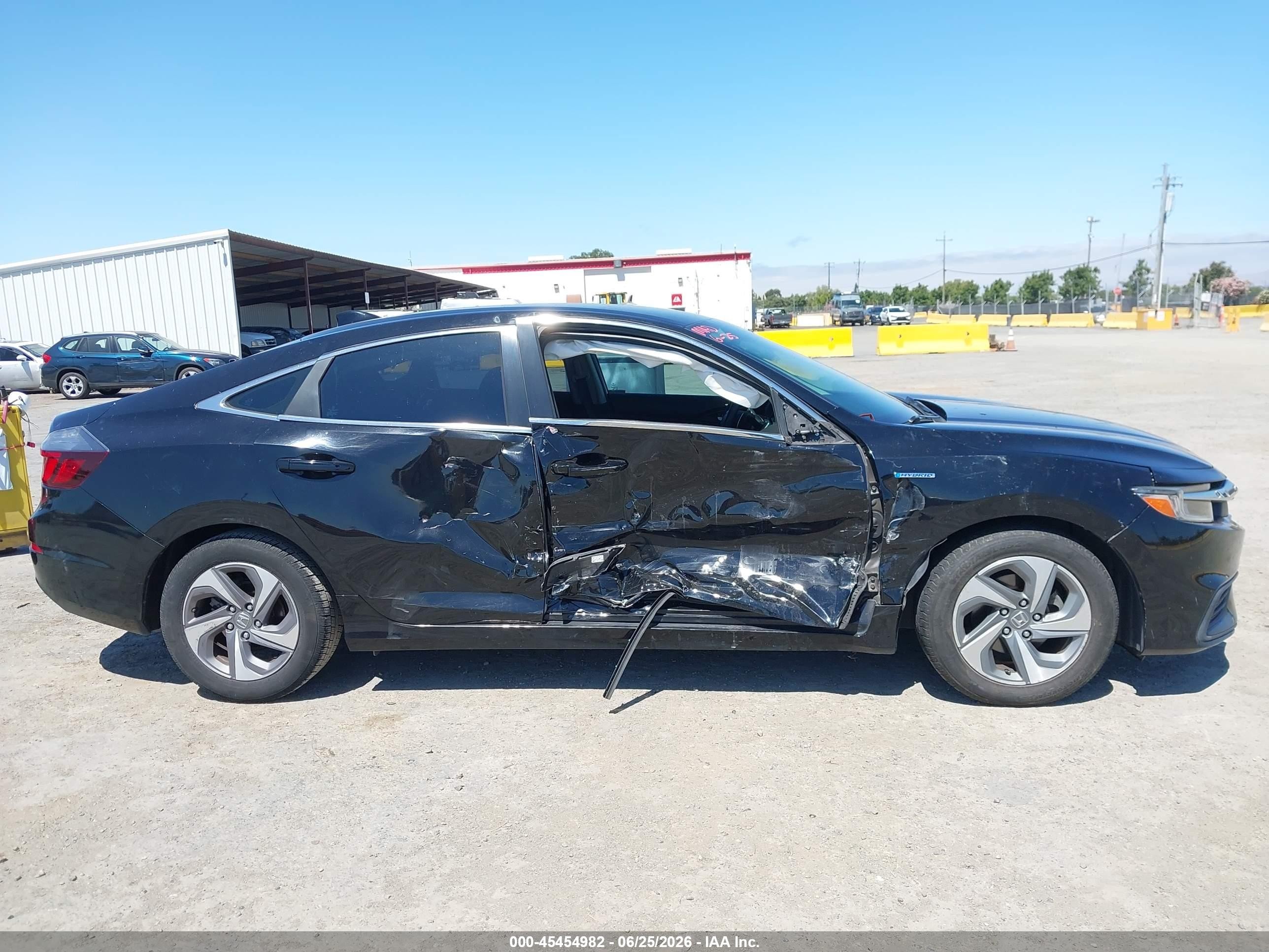 2019 Honda Insight Ex Черный vin: 19XZE4F56KE010674