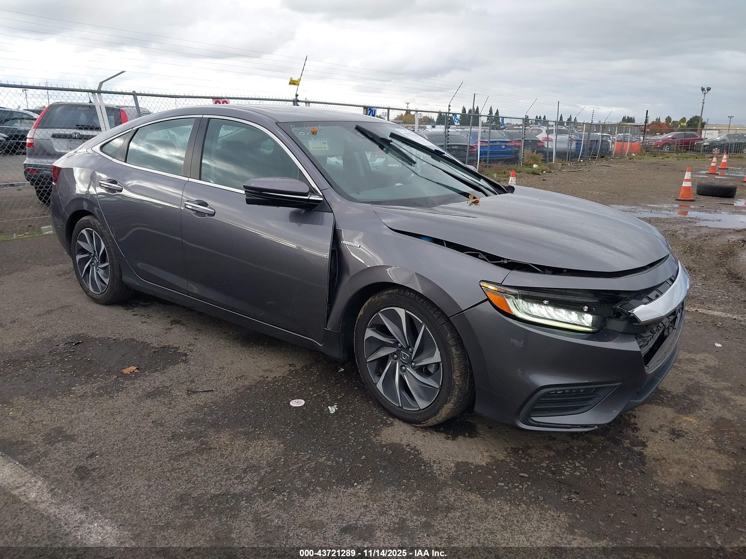 Price & History 2019 Honda Insight Touring 1.5l I-4 Dohc, Vvt, 107hp ...