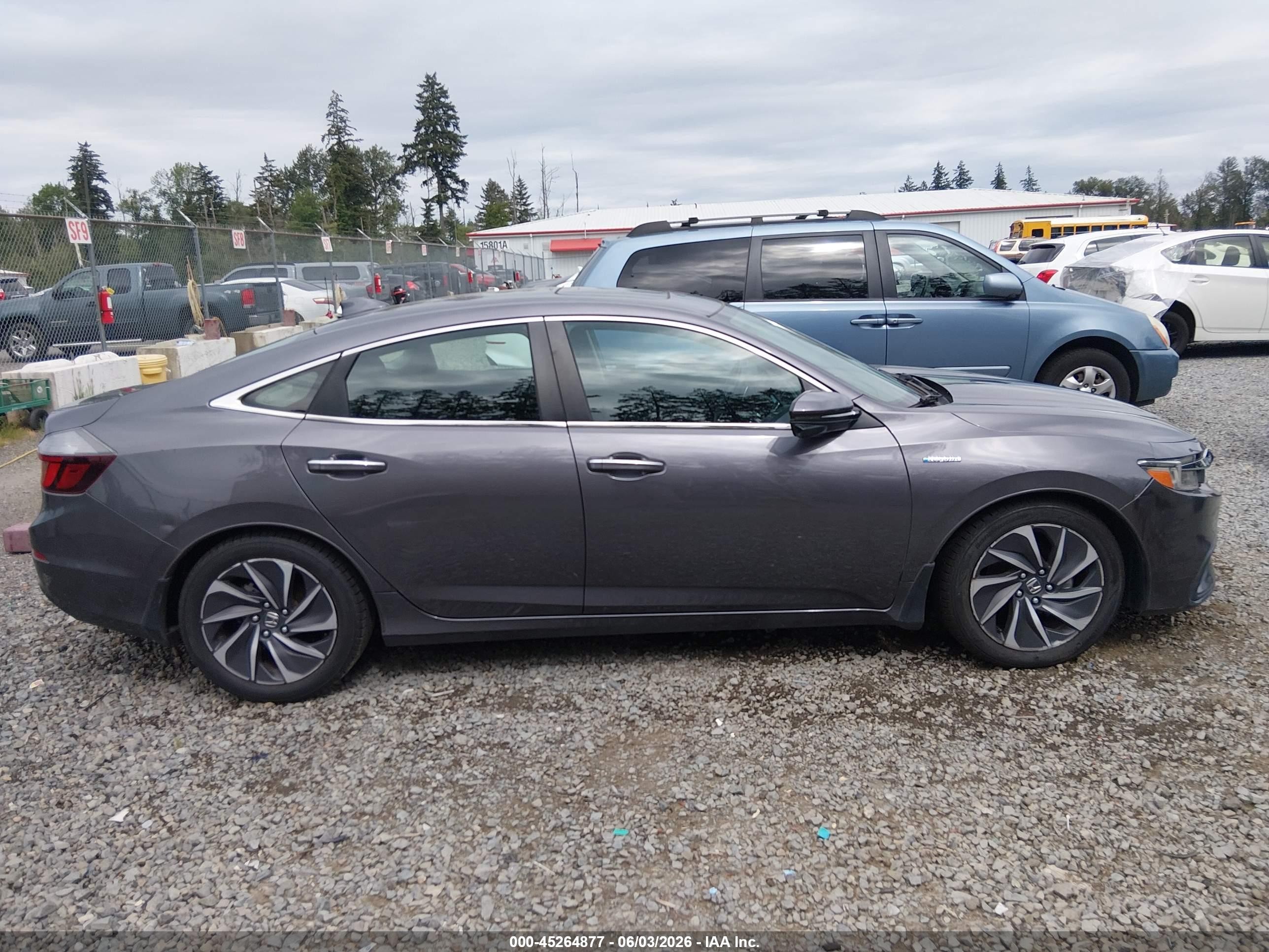 2019 Honda Insight Touring Серый vin: 19XZE4F99KE018660