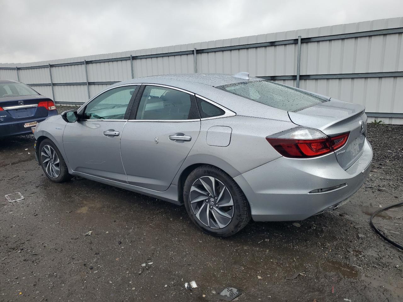 2020 Honda Insight Touring Silver vin: 19XZE4F9XLE005658