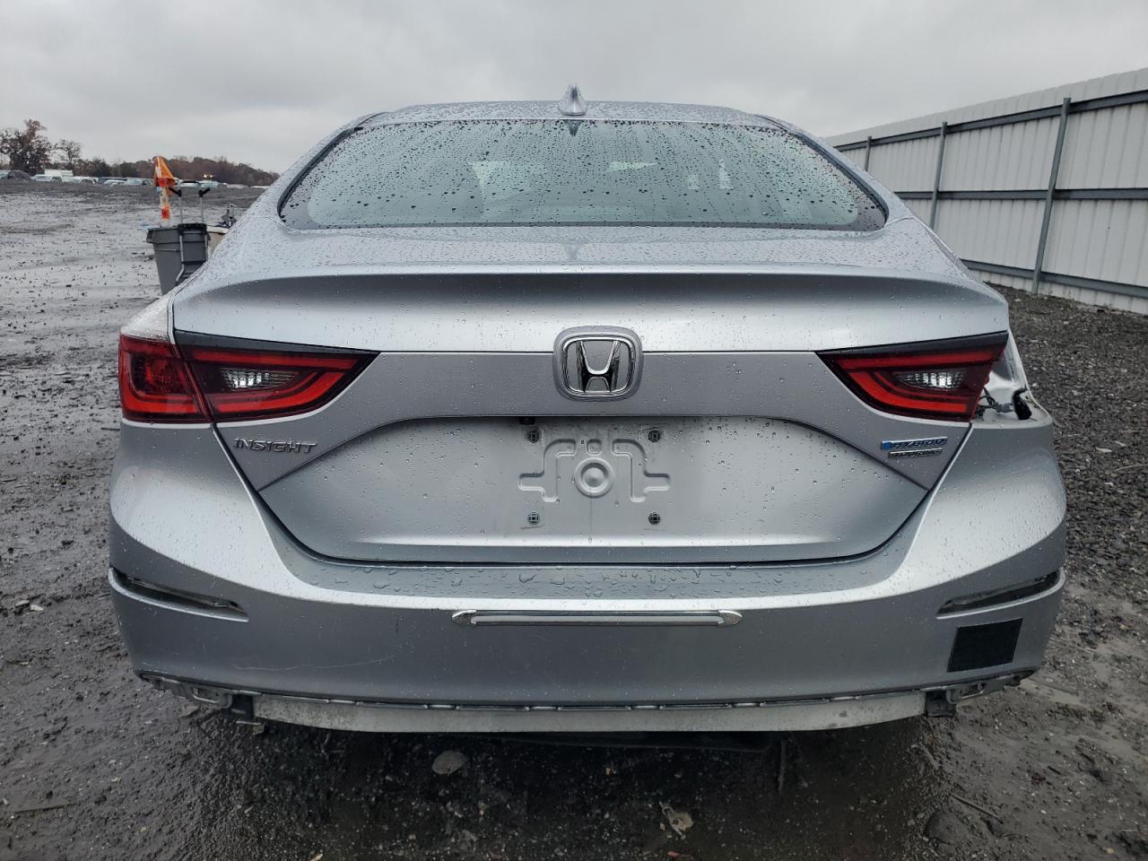 2020 Honda Insight Touring Silver vin: 19XZE4F9XLE005658