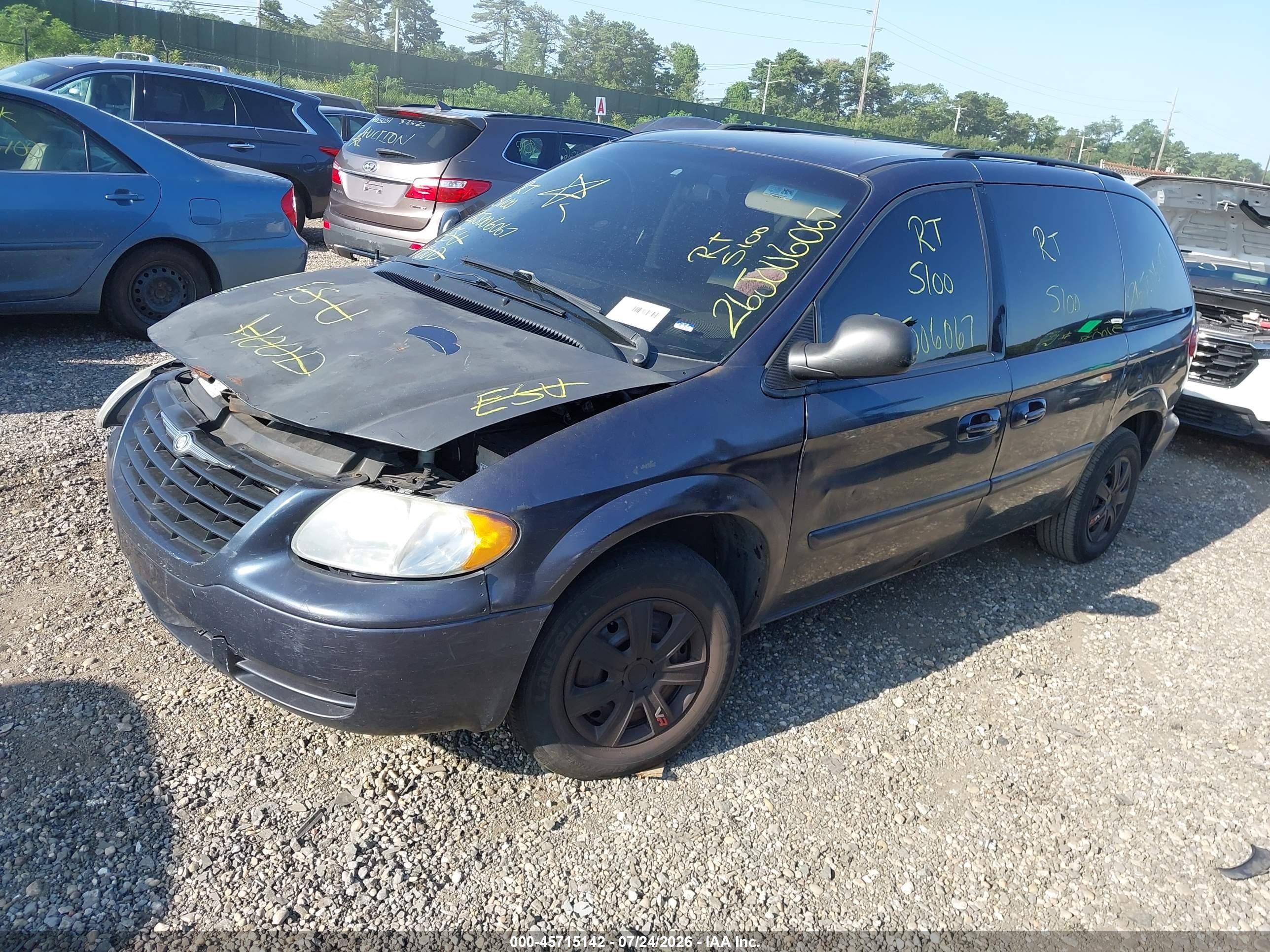 2007 Chrysler Town & Country   Черный vin: 1A4GJ45R57B245766