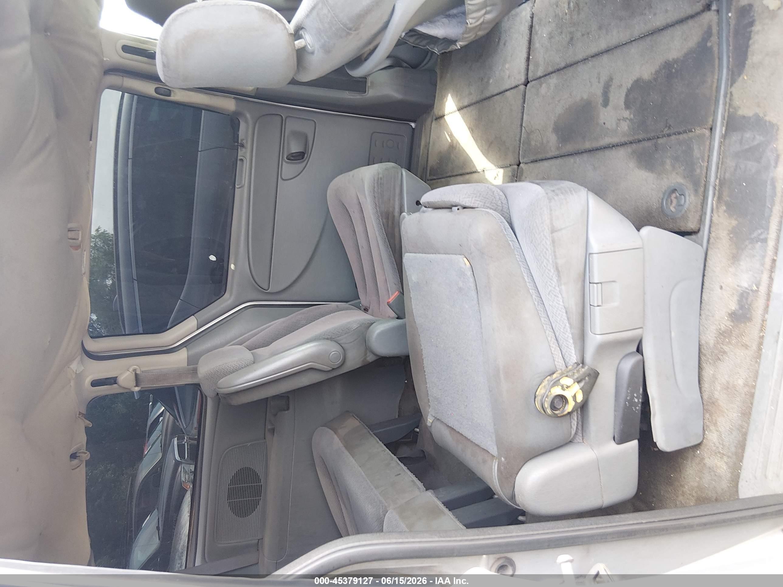 2006 Chrysler Town & Country Lx Gray vin: 1A4GP44R76B609829