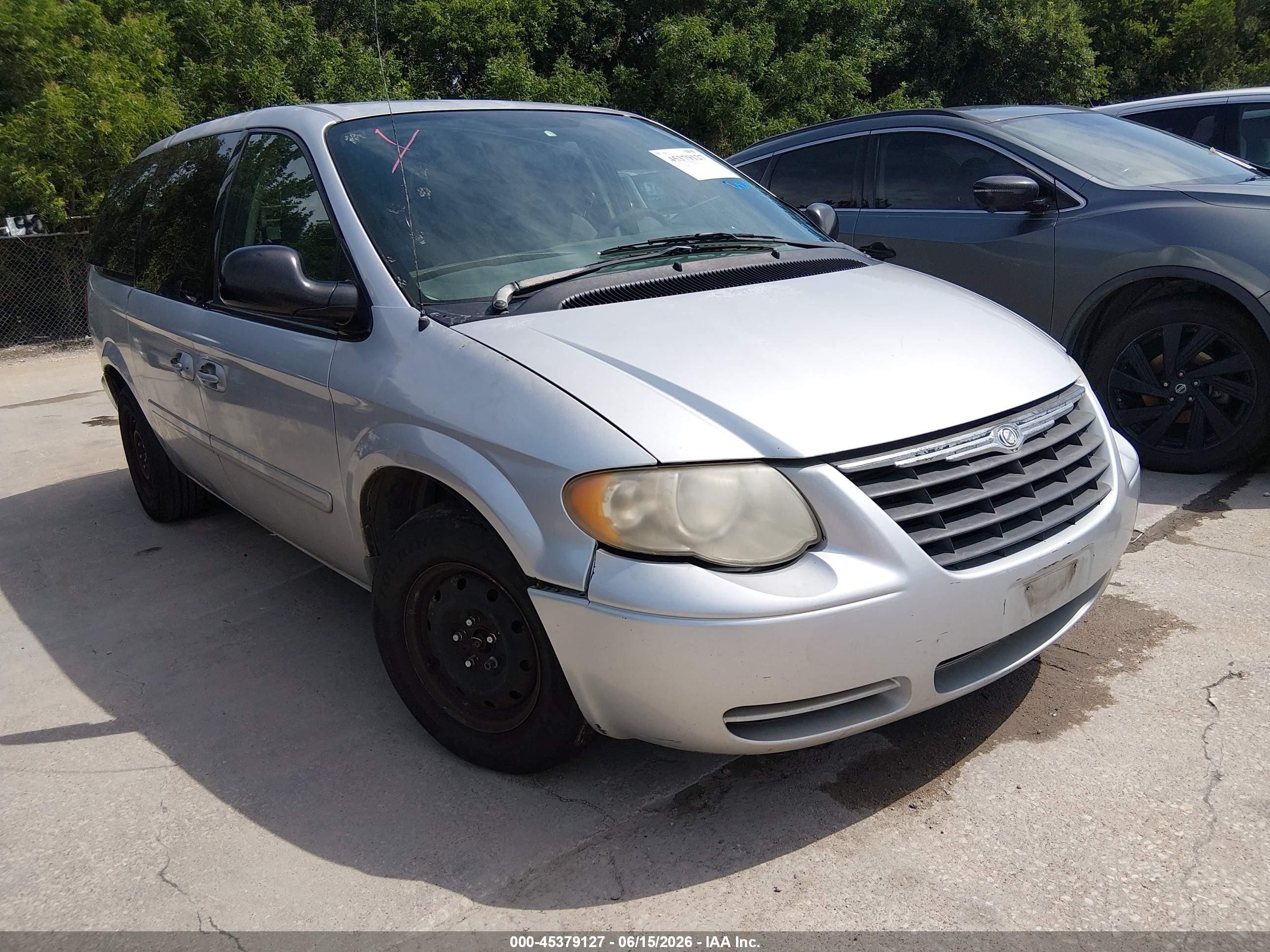 2006 Chrysler Town & Country Lx Gray vin: 1A4GP44R76B609829