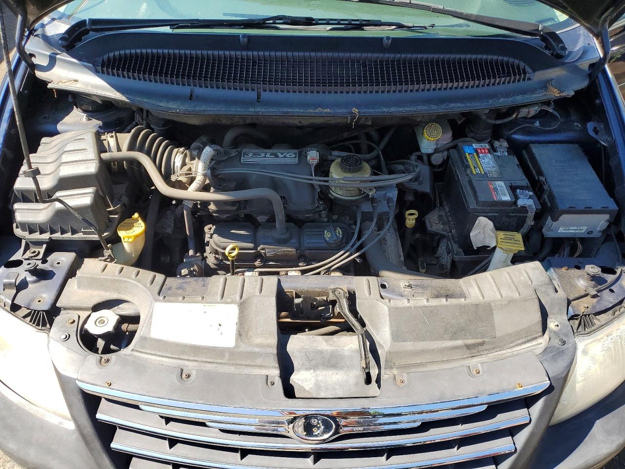 2006 Chrysler Town & Country Blue vin: 1A4GP45R26B537355
