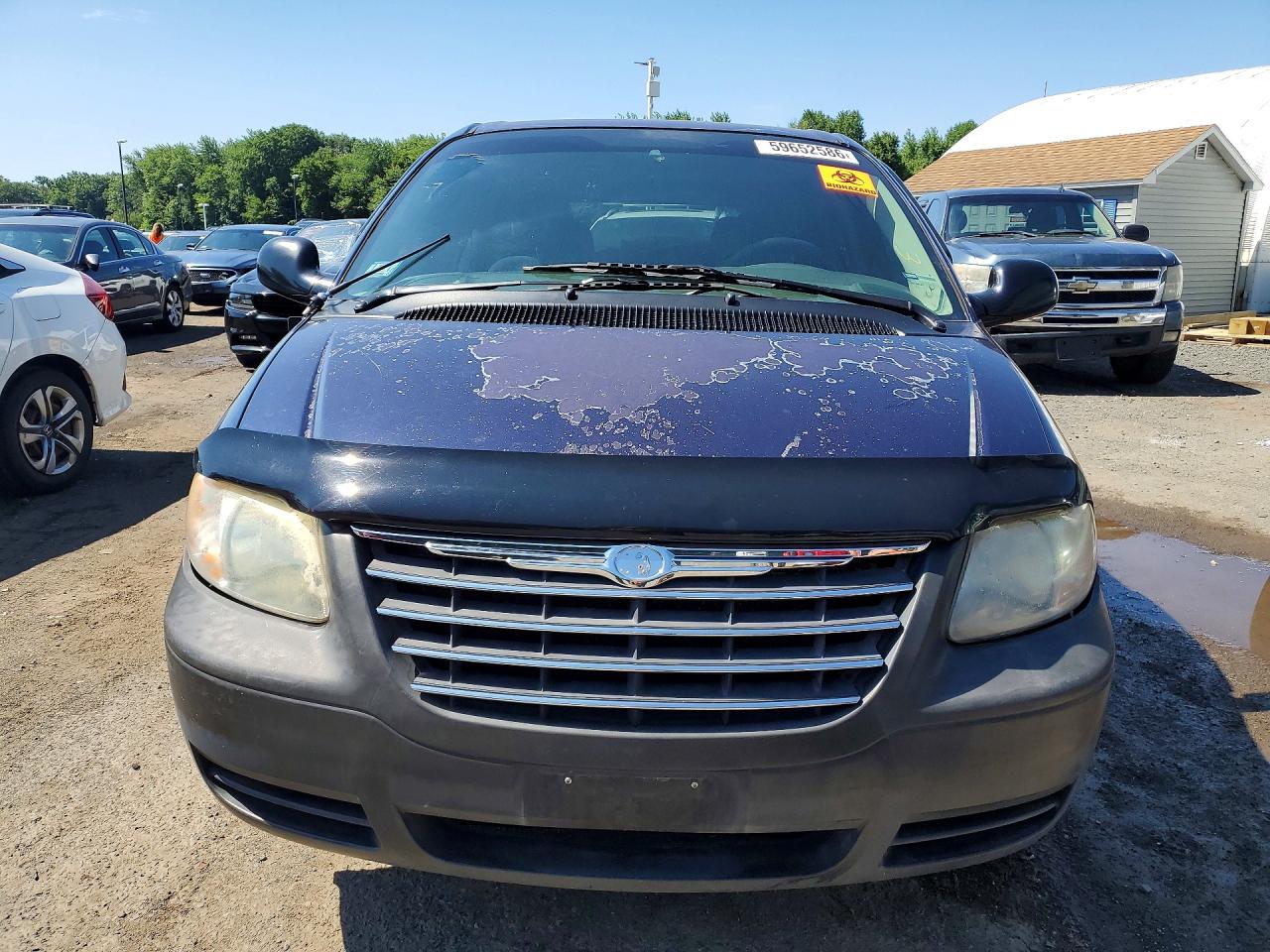 2006 Chrysler Town & Country Blue vin: 1A4GP45R26B537355
