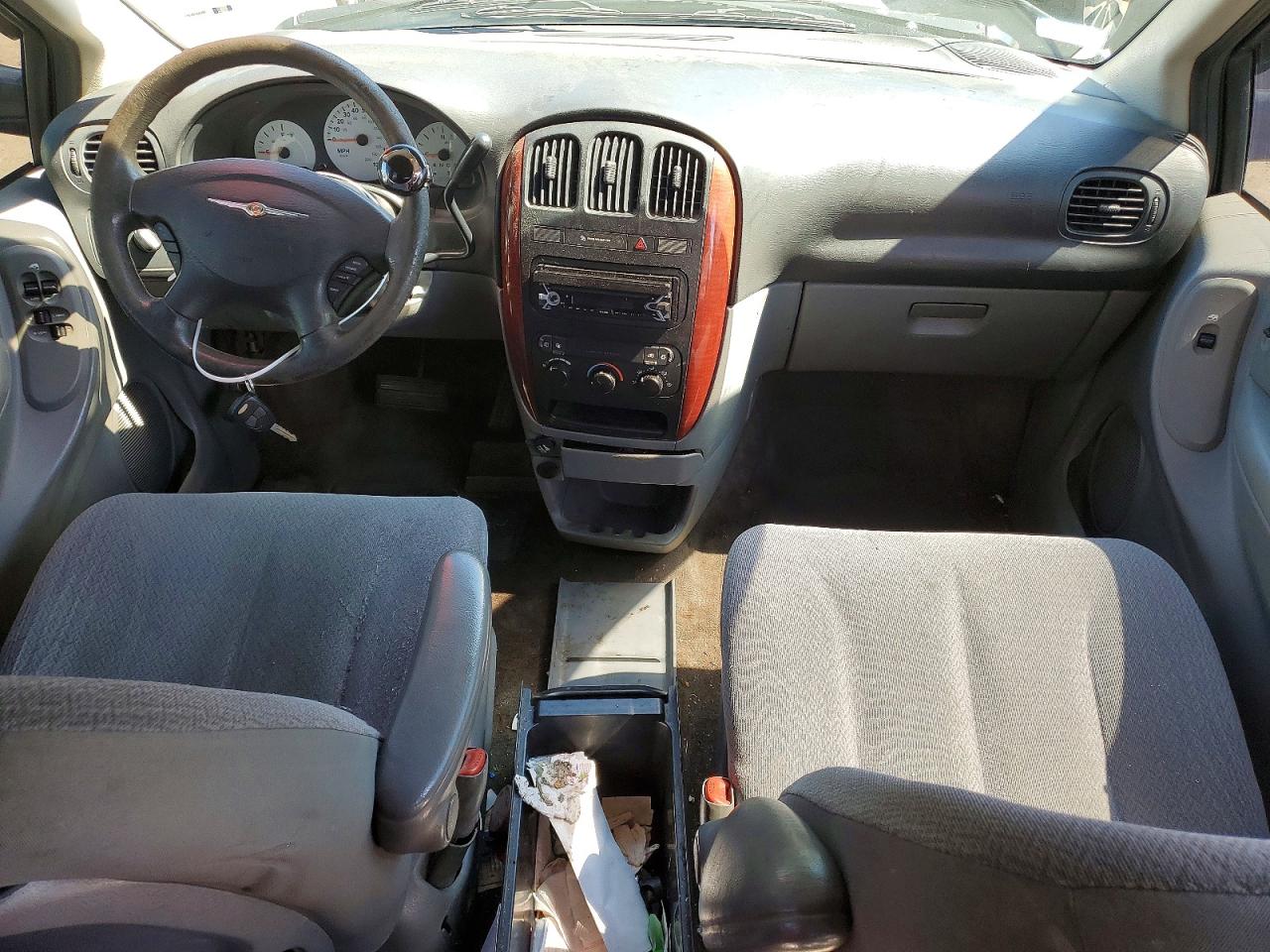 2006 Chrysler Town & Country Blue vin: 1A4GP45R26B537355