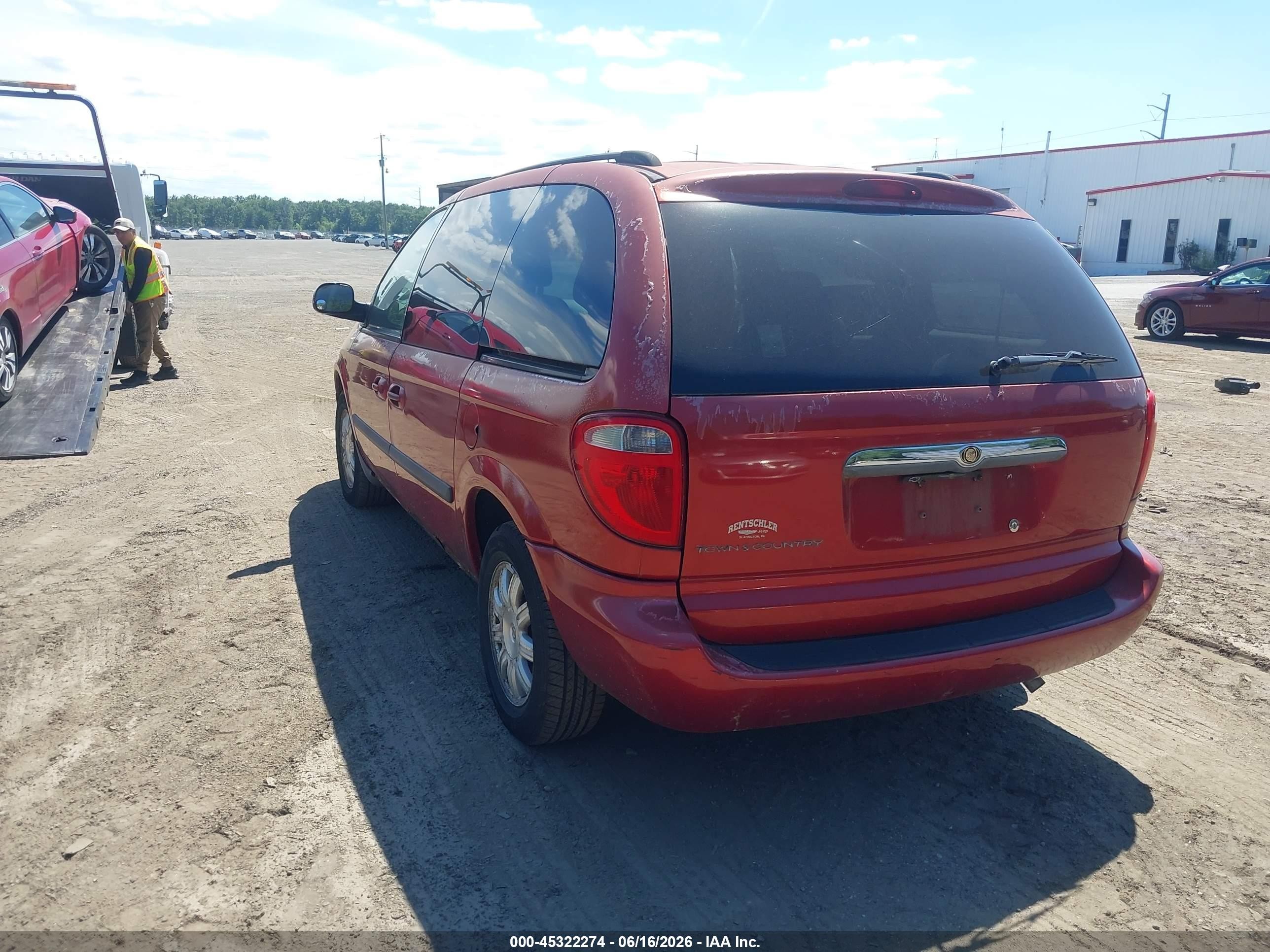 2006 Chrysler Town & Country   Красный vin: 1A4GP45R26B584529