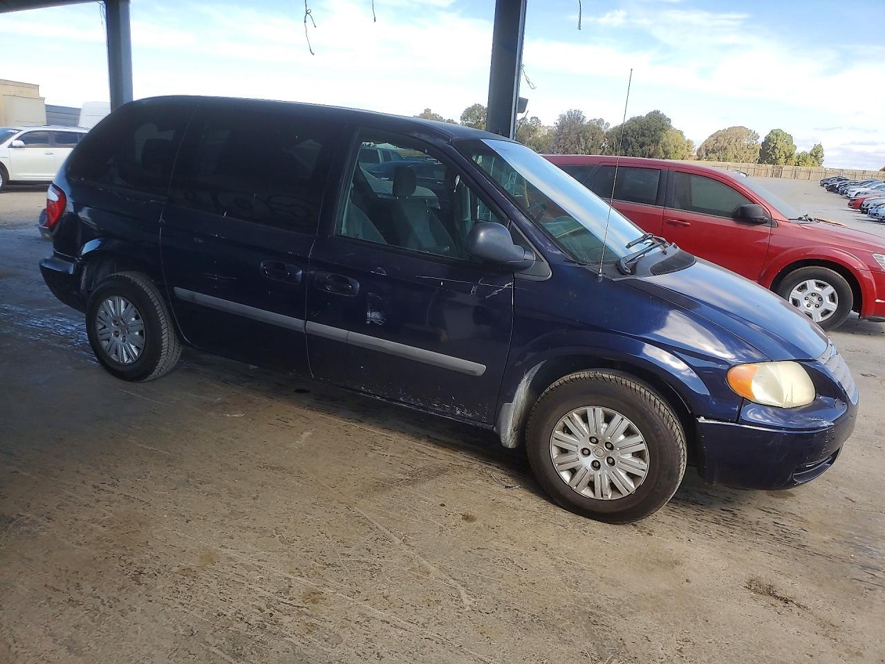 2006 Chrysler Town & Country Blue vin: 1A4GP45R26B586751