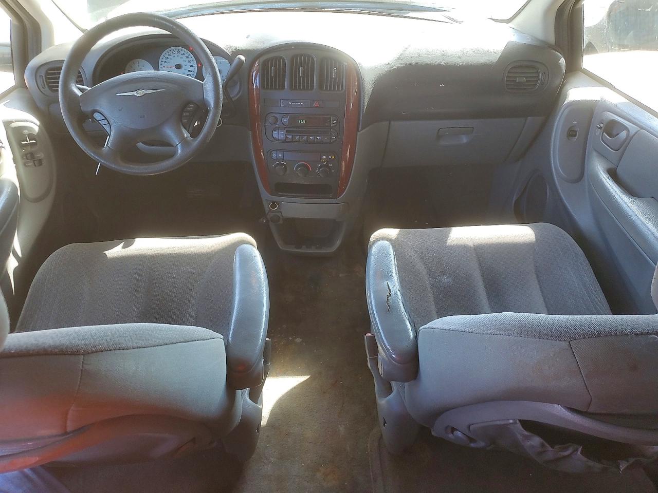 2006 Chrysler Town & Country Blue vin: 1A4GP45R26B586751