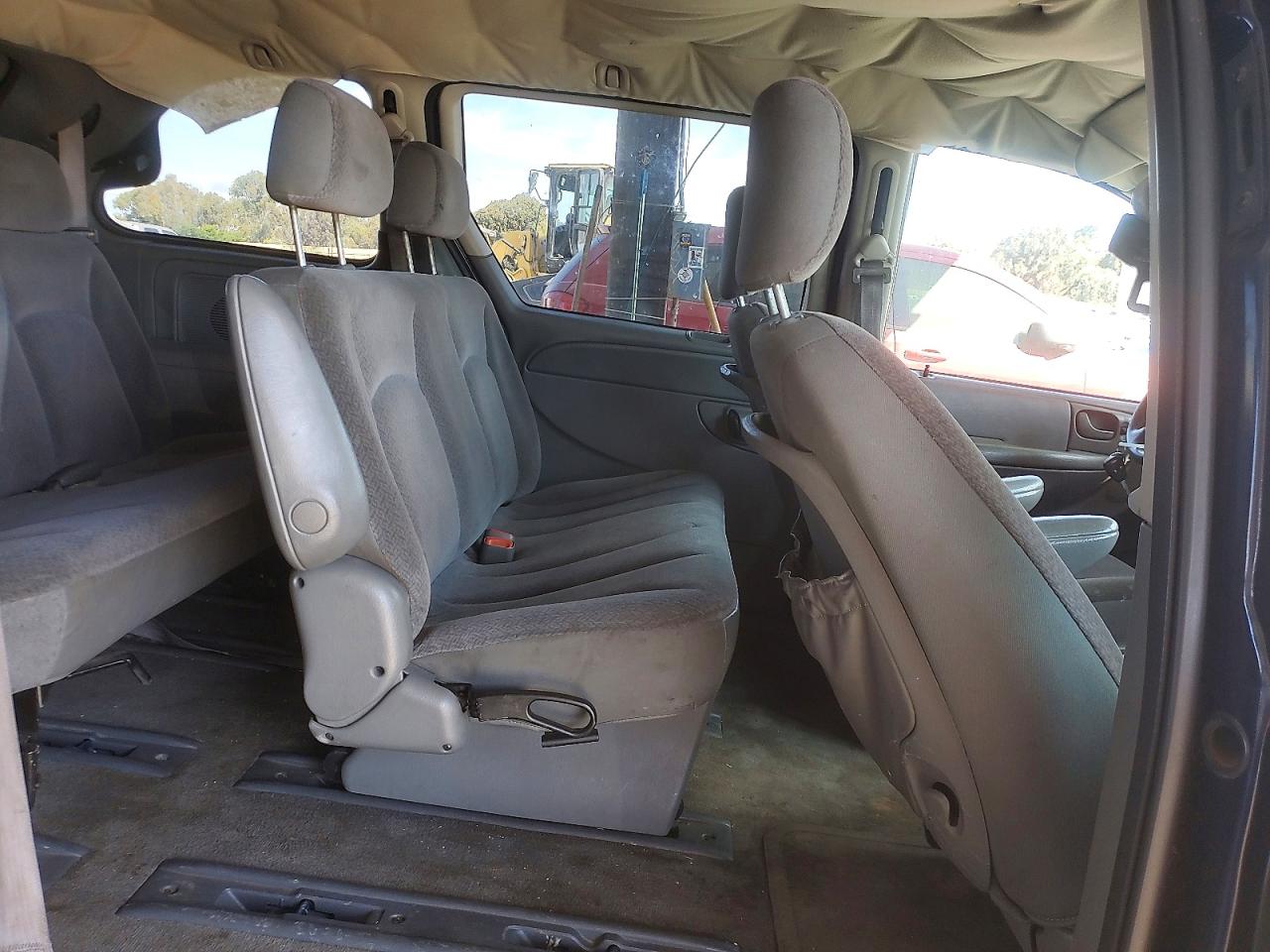 2006 Chrysler Town & Country Blue vin: 1A4GP45R26B586751