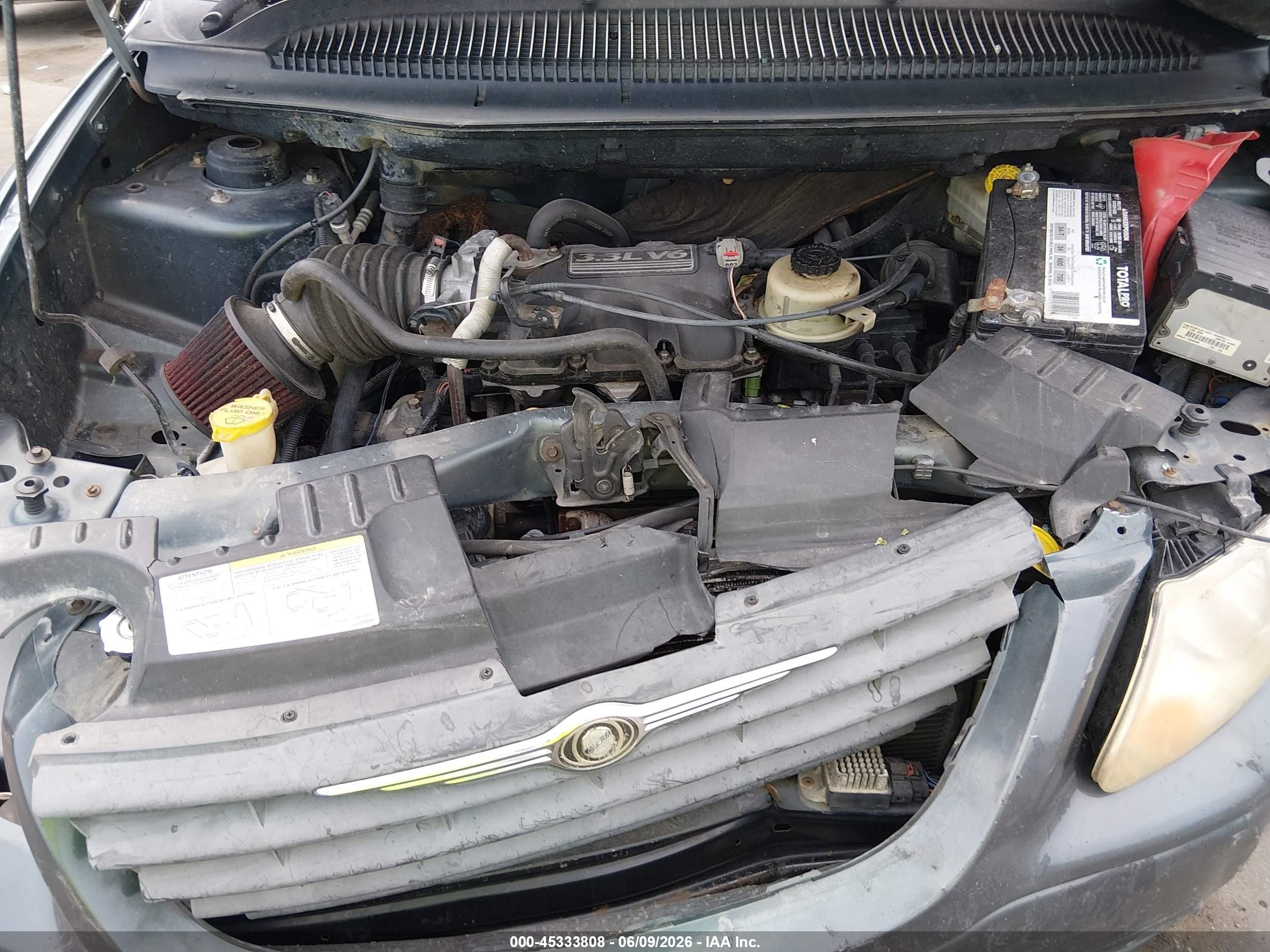 2006 Chrysler Town & Country   Blue vin: 1A4GP45R26B645233