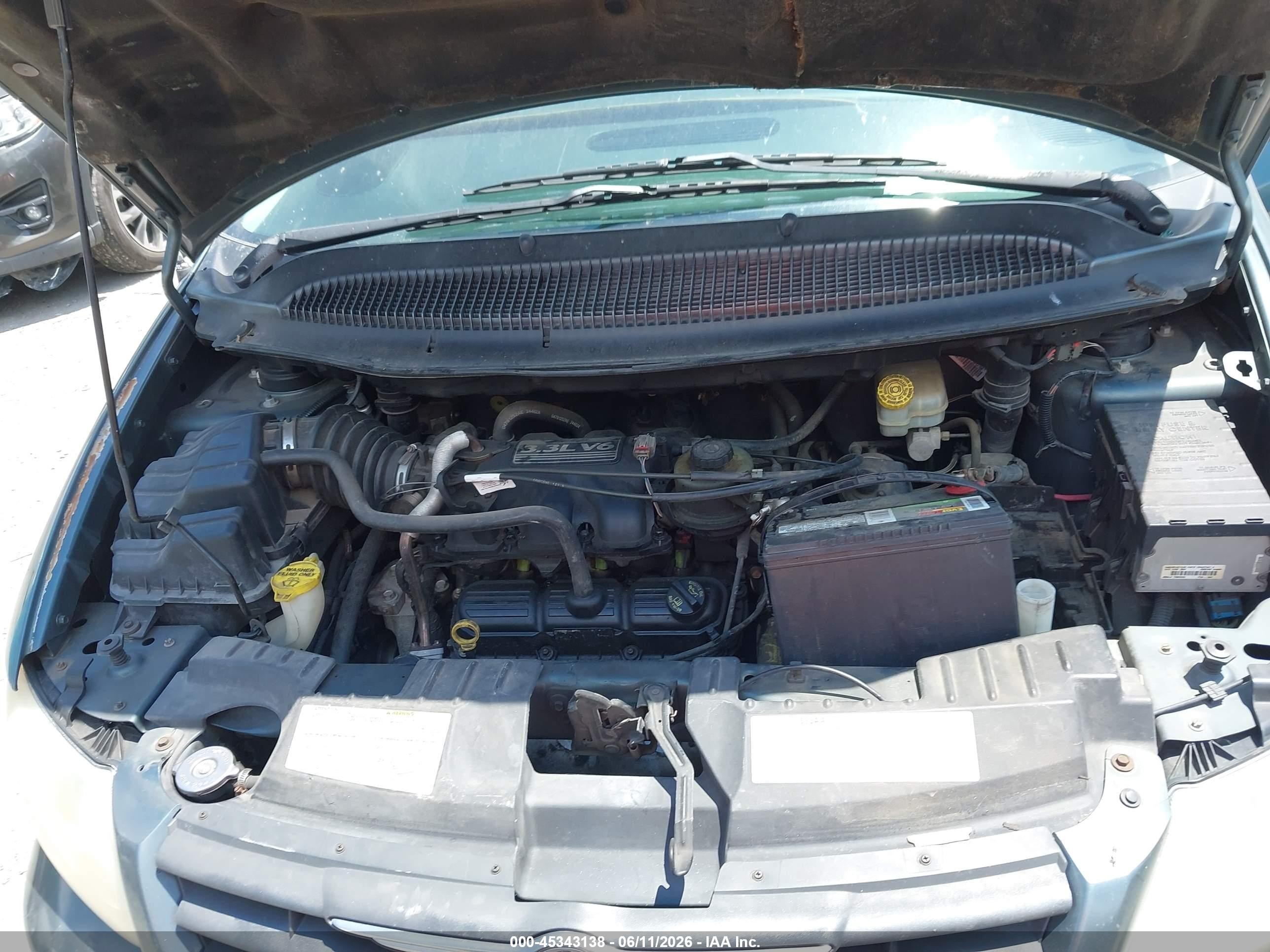 2006 Chrysler Town & Country   Gray vin: 1A4GP45R86B710747