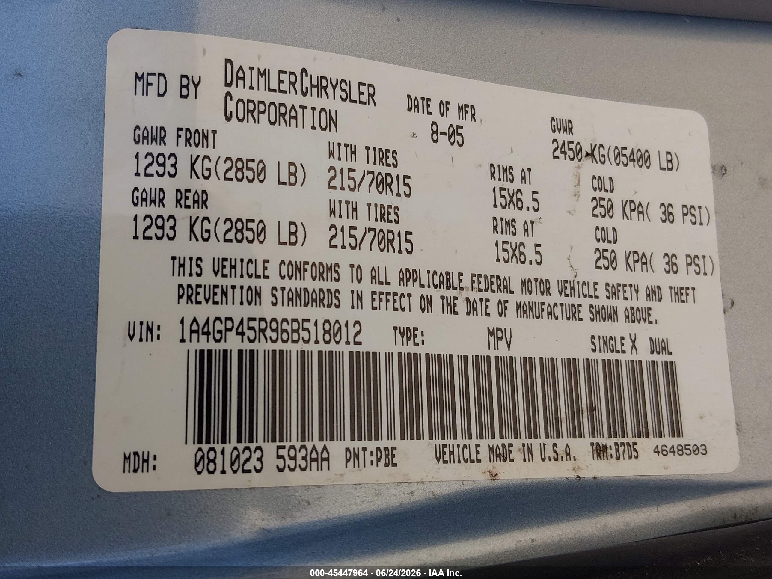 2006 Chrysler Town & Country   Silver vin: 1A4GP45R96B518012