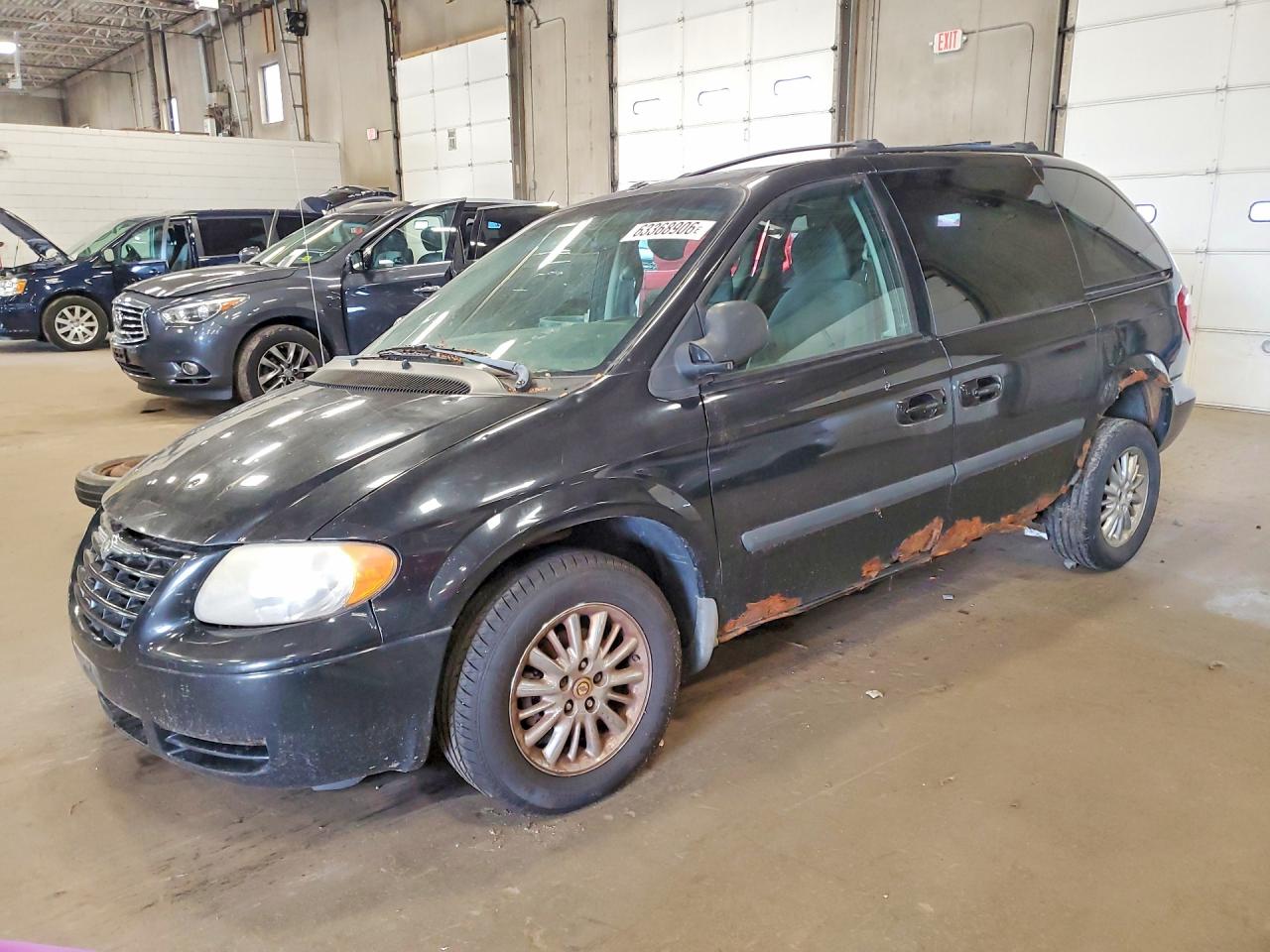 2006 Chrysler Town & Country Black vin: 1A4GP45R96B603884
