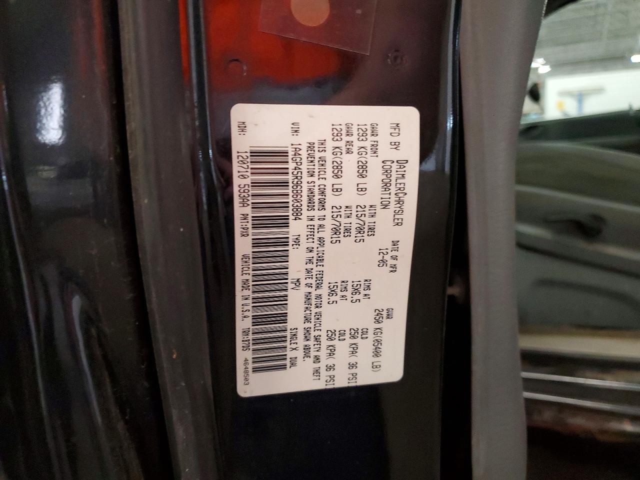 2006 Chrysler Town & Country Black vin: 1A4GP45R96B603884