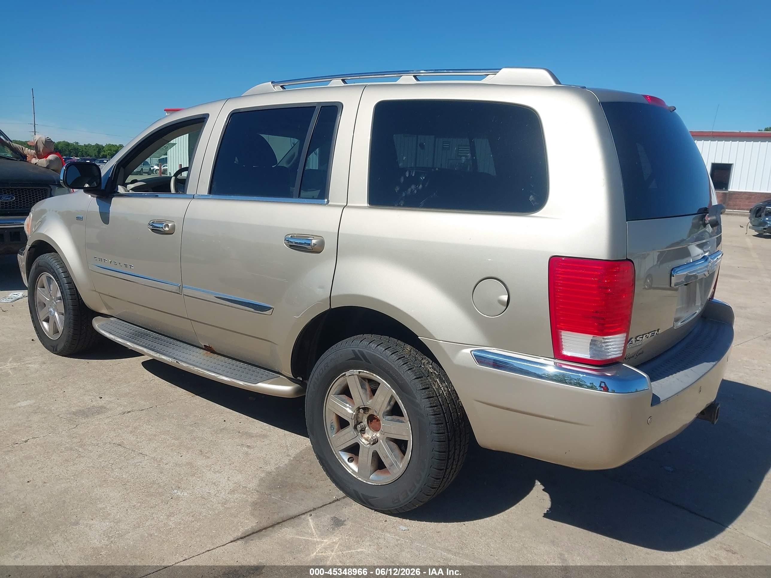 2008 Chrysler Aspen Limited Gold vin: 1A8HW58228F157650