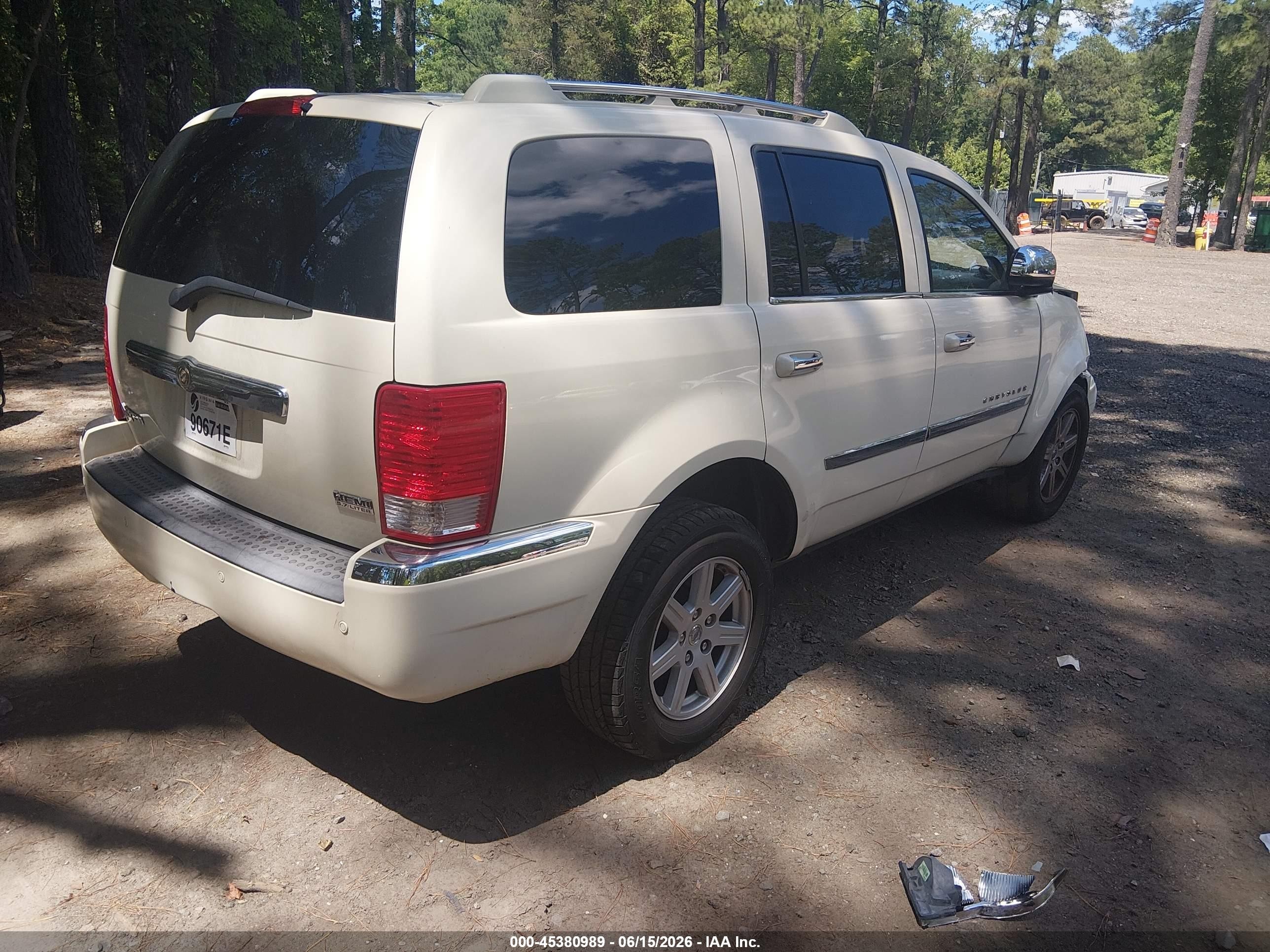 2007 Chrysler Aspen Limited Белый vin: 1A8HW58237F586794