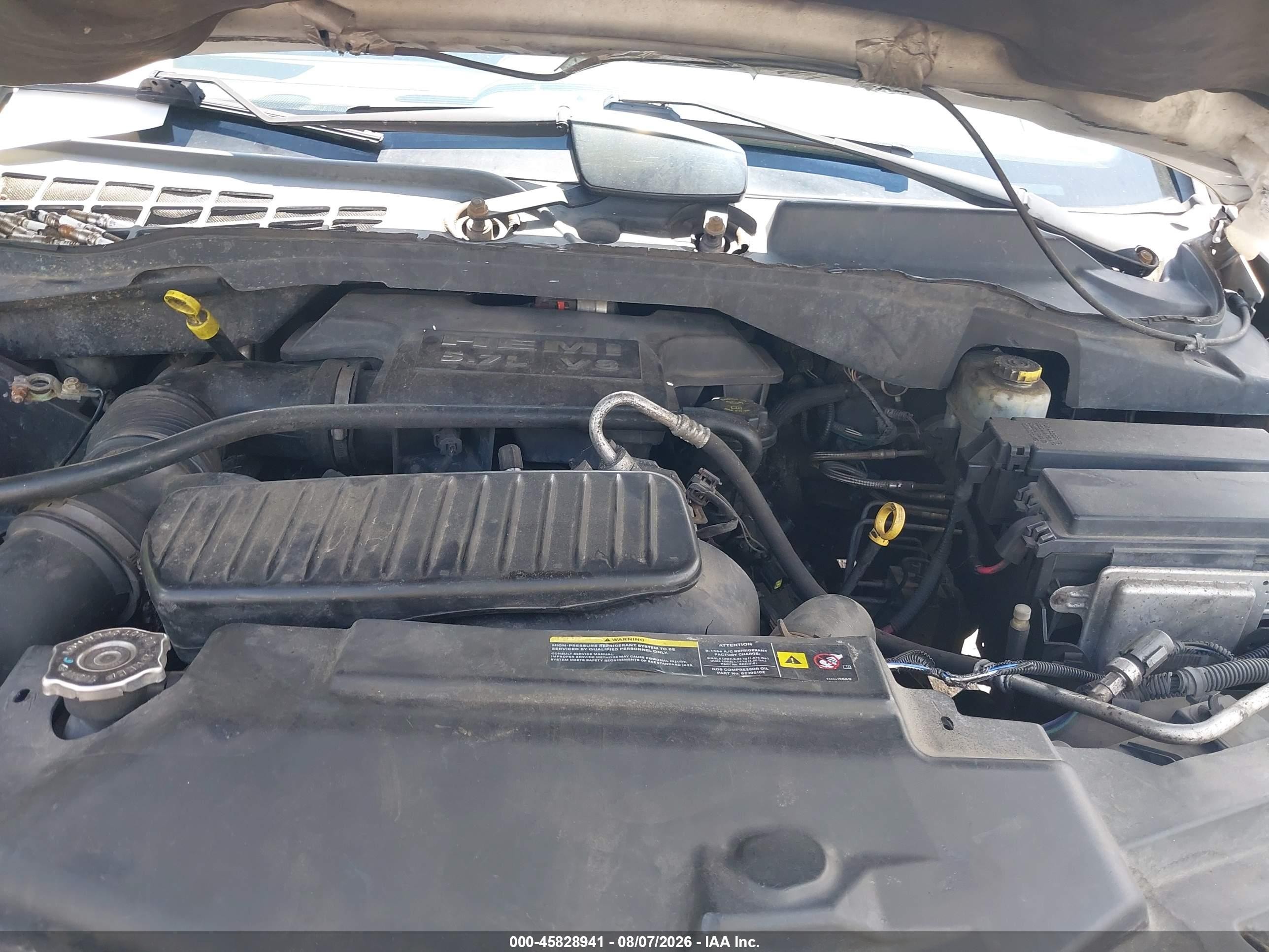 2007 Chrysler Aspen Limited Серебряный vin: 1A8HW58267F569309