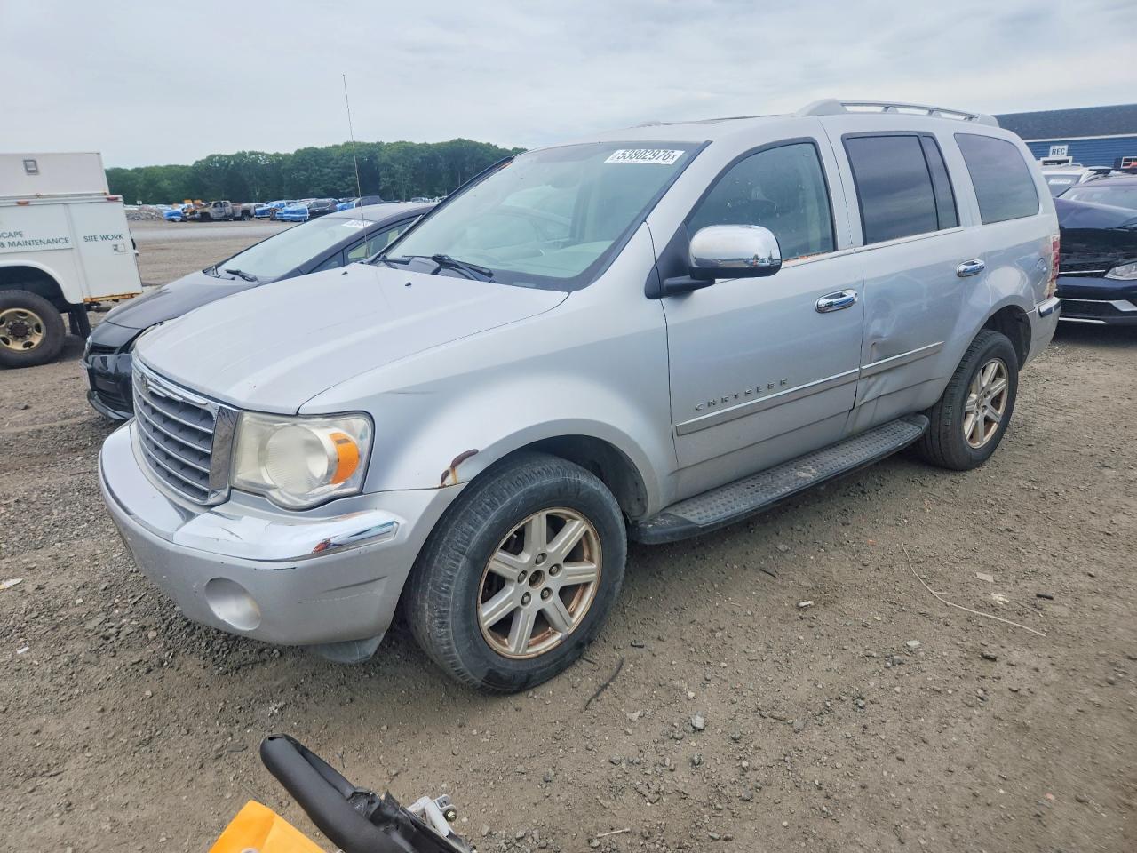 2007 Chrysler Aspen Limited Silver vin: 1A8HW58287F508415