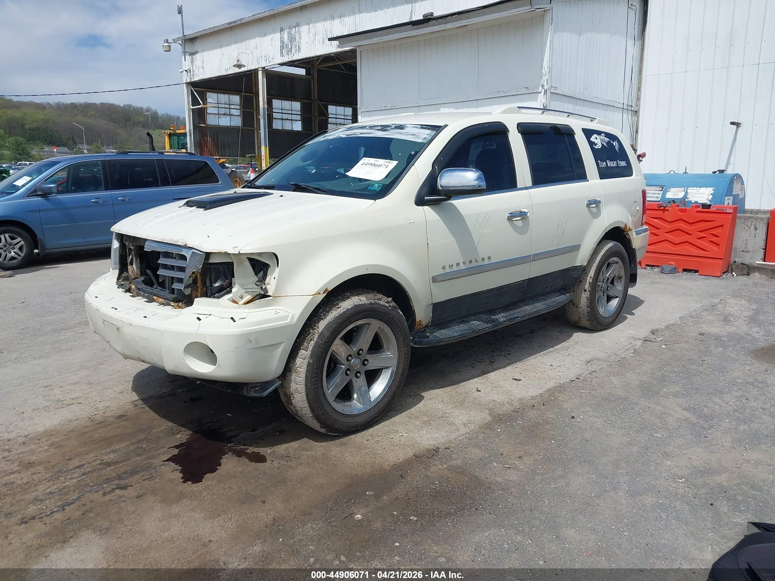 2008 Chrysler Aspen Limited White vin: 1A8HW58N08F130442