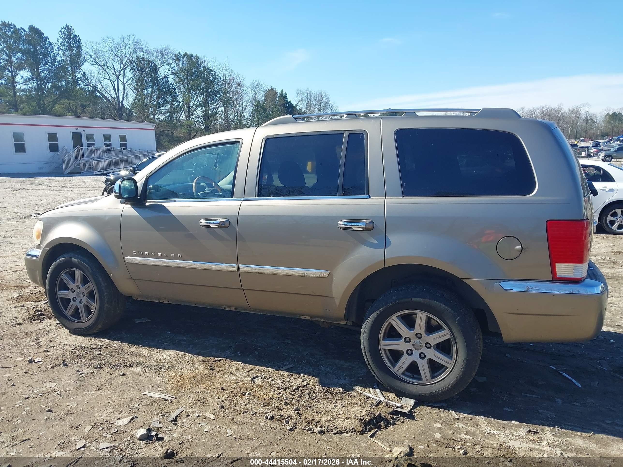 2007 Chrysler Aspen Limited Gold vin: 1A8HW58N67F556019
