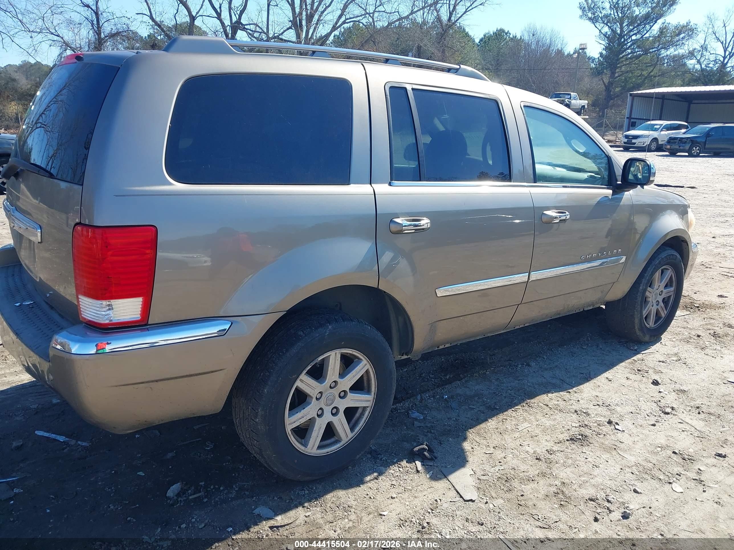 2007 Chrysler Aspen Limited Gold vin: 1A8HW58N67F556019