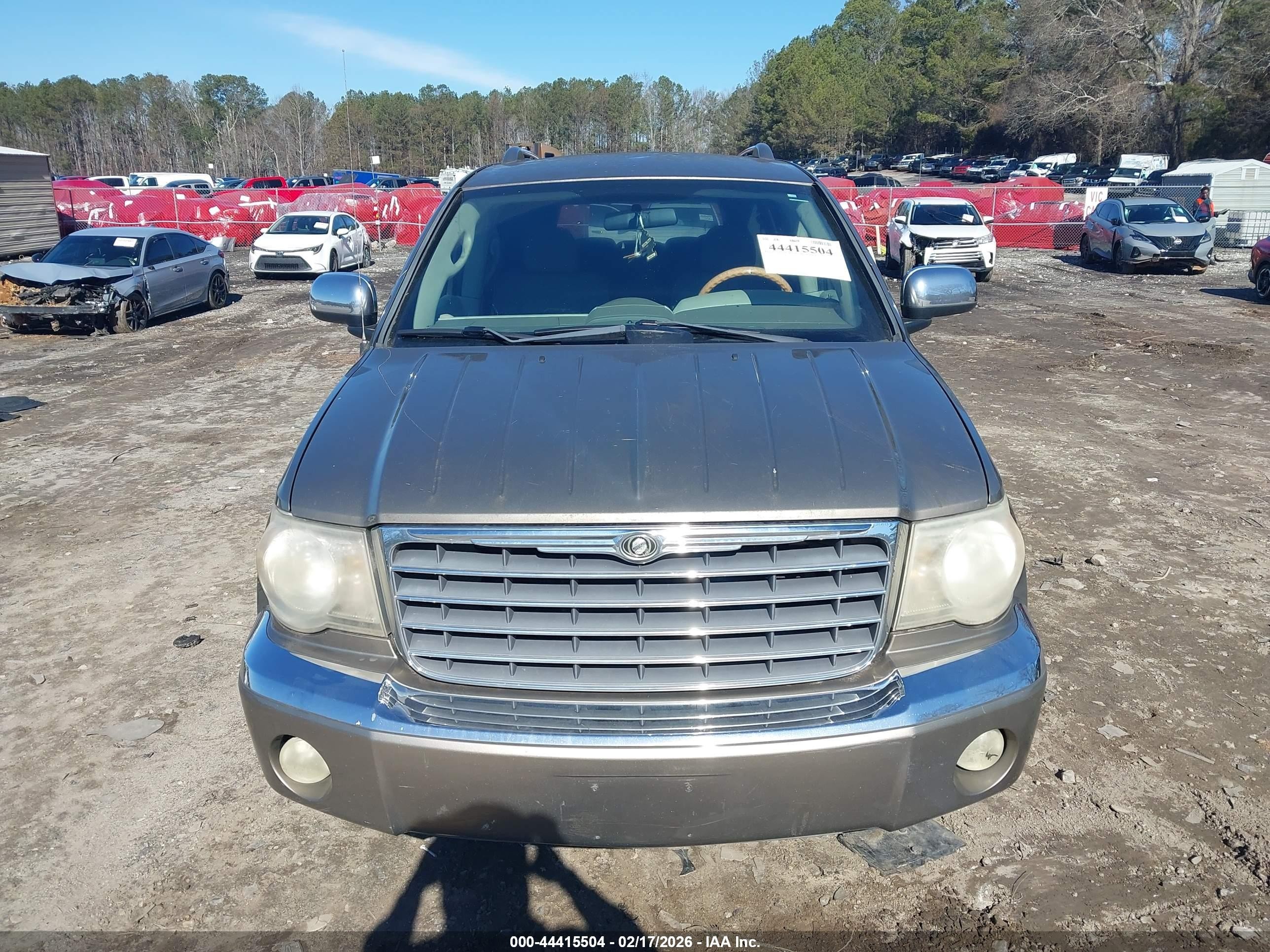 2007 Chrysler Aspen Limited Gold vin: 1A8HW58N67F556019