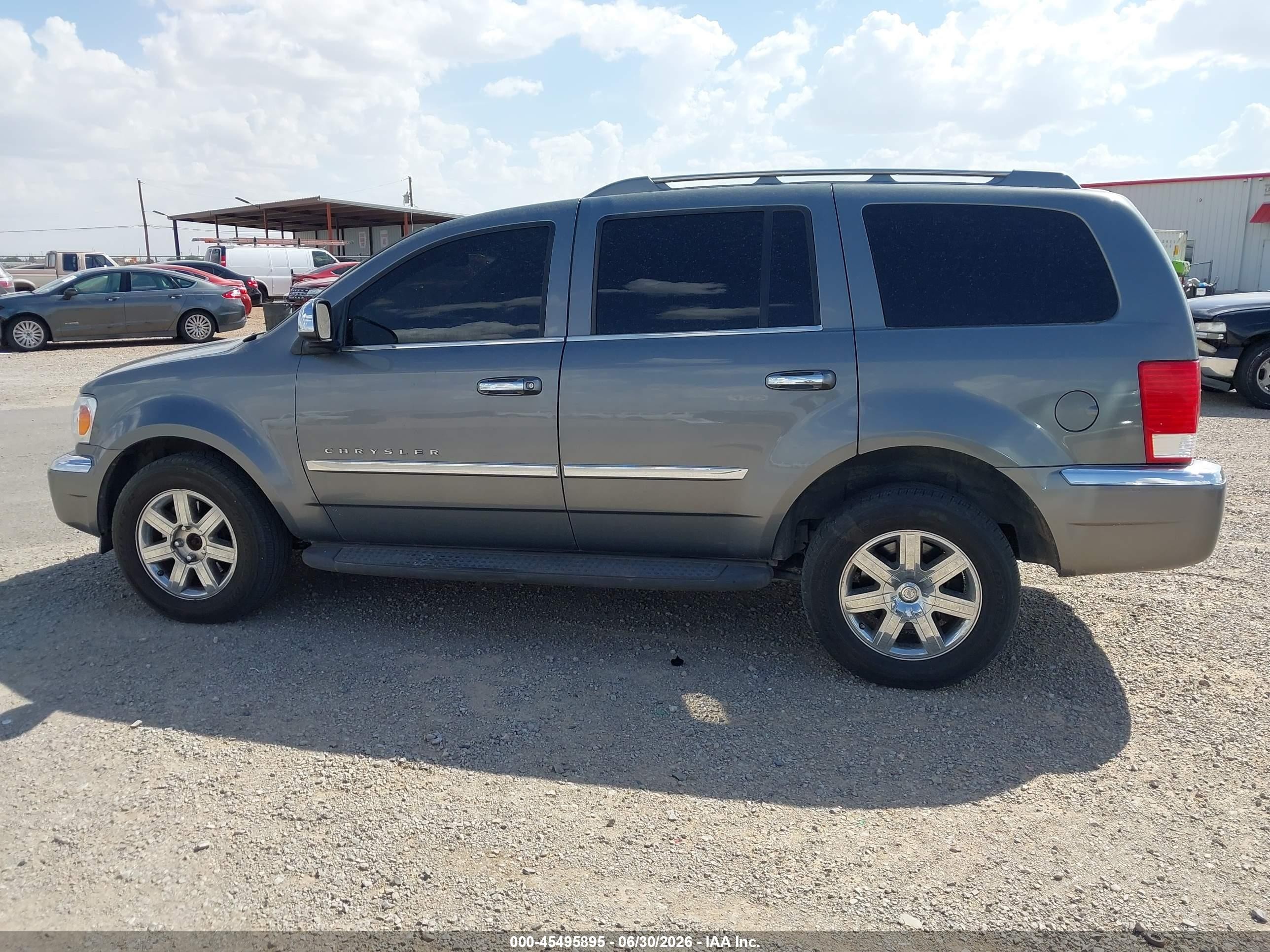 2009 Chrysler Aspen Limited Gray vin: 1A8HW58P09F713614