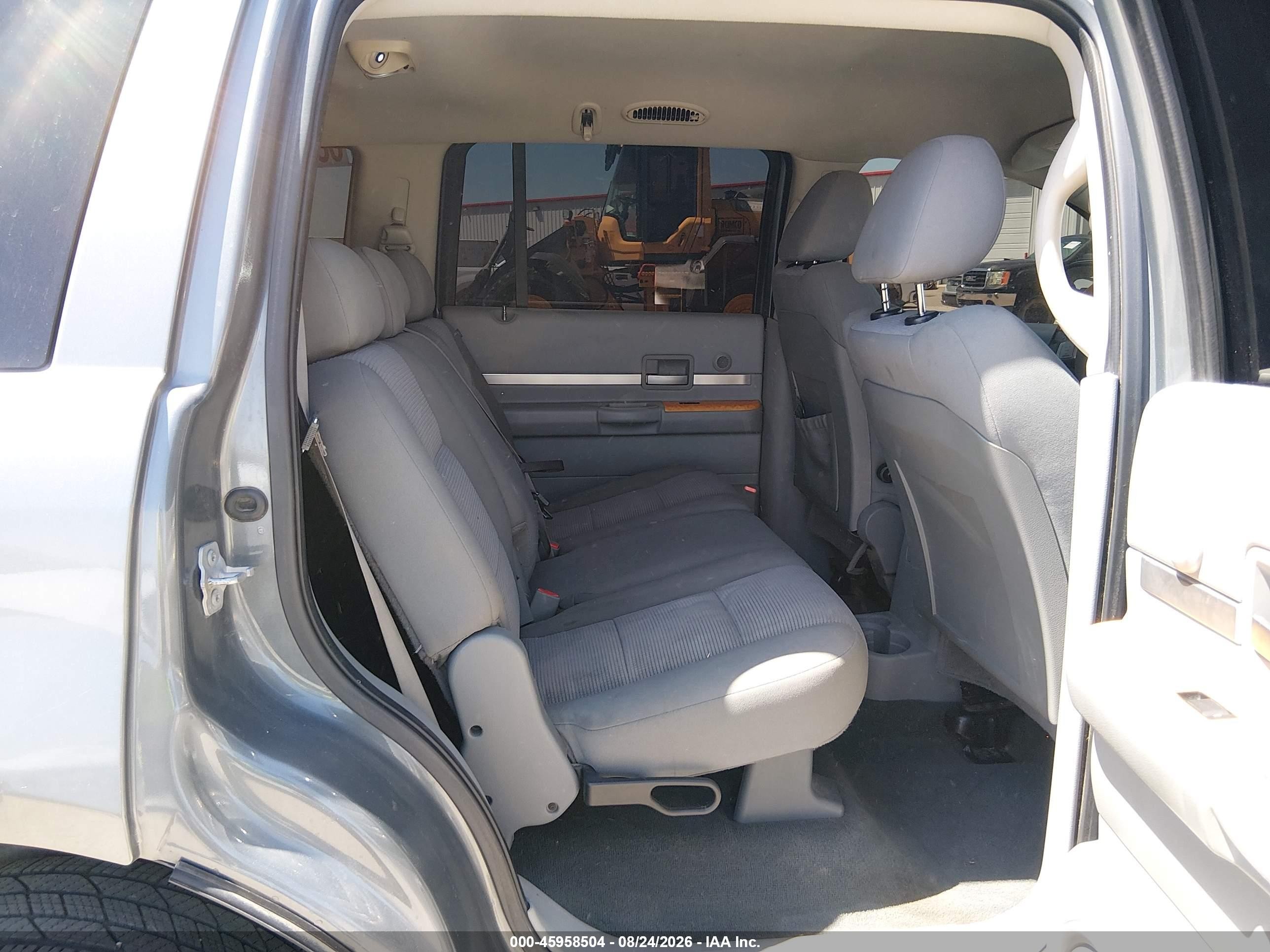 2009 Chrysler Aspen Limited Gray vin: 1A8HW58P09F713614