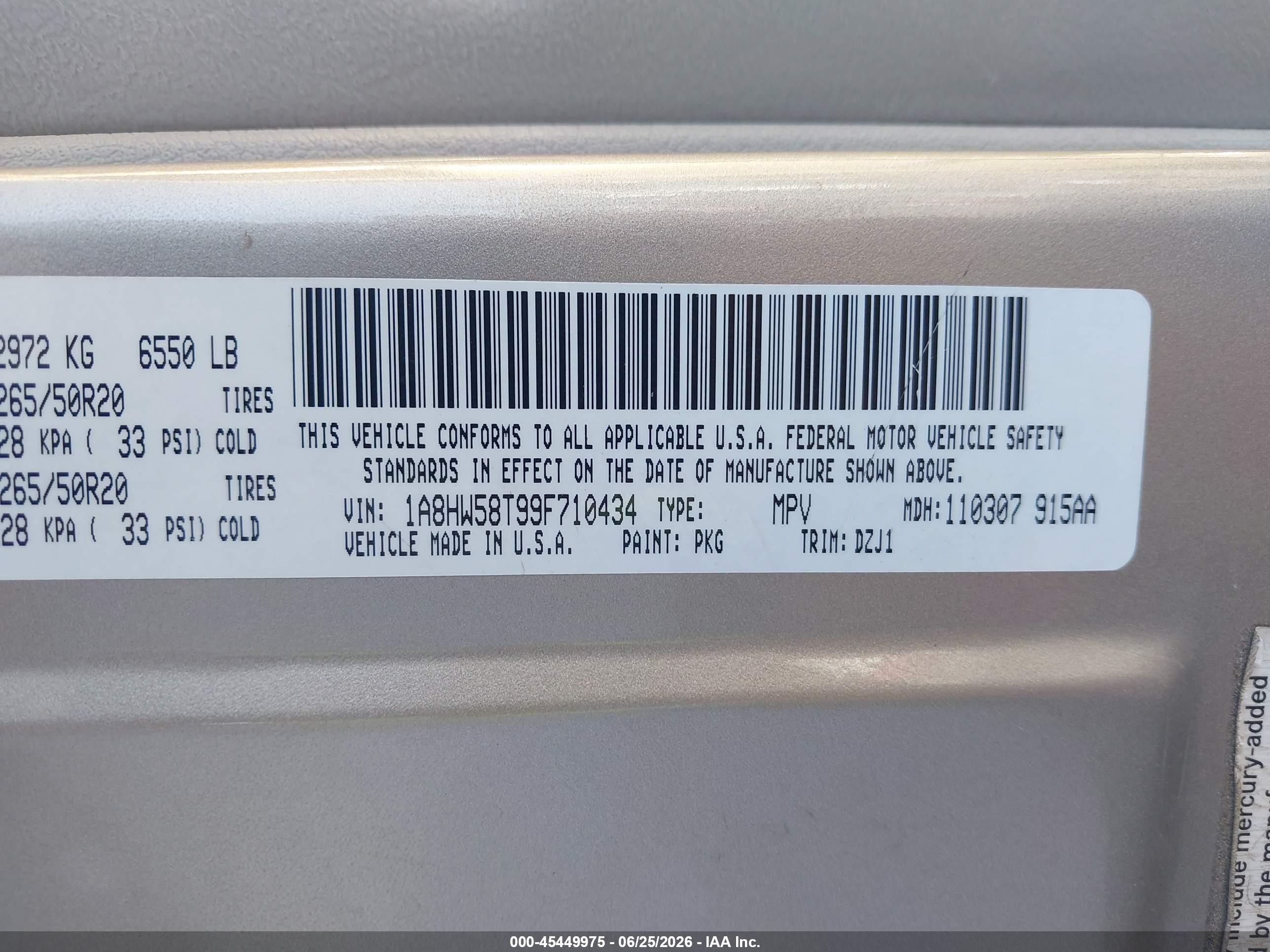 2009 Chrysler Aspen Limited Tan vin: 1A8HW58T99F710434