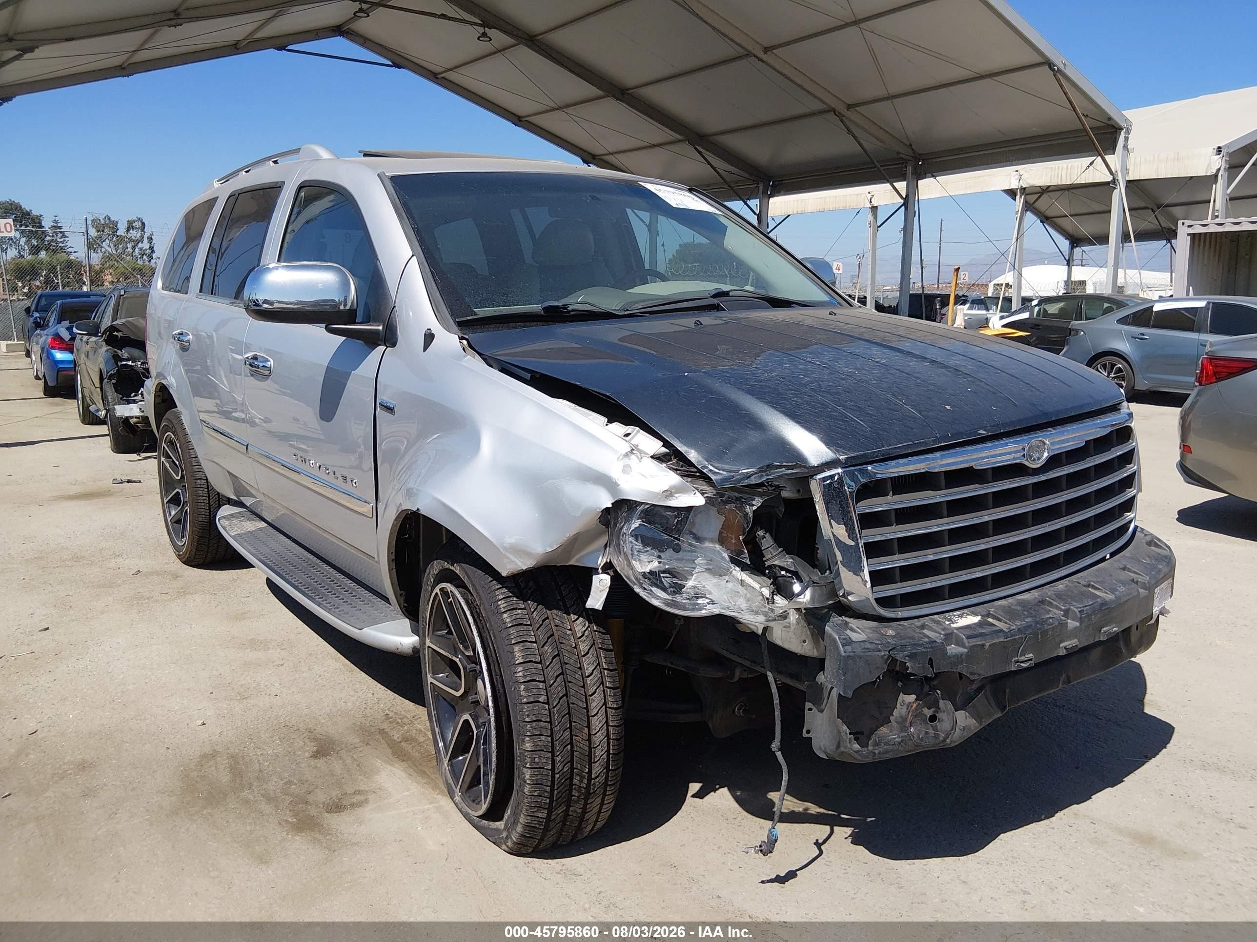 2008 Chrysler Aspen Limited Silver vin: 1A8HX58248F134237