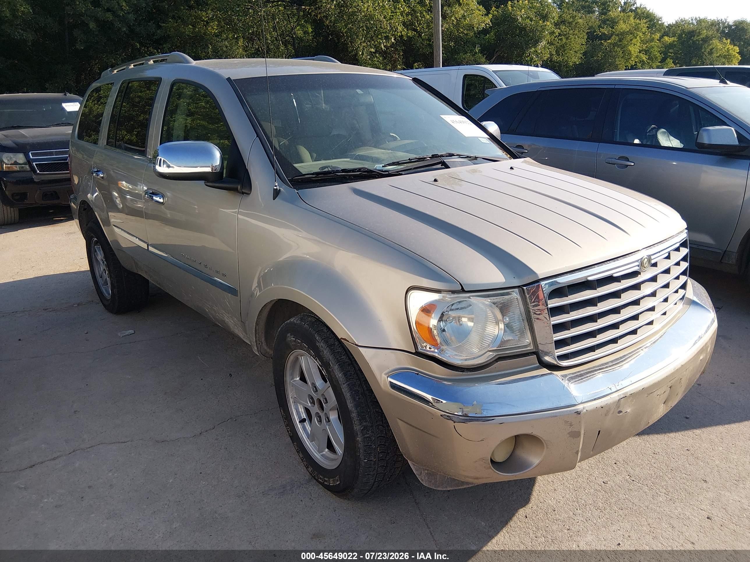 2008 Chrysler Aspen Limited Beige vin: 1A8HX58NX8F111538