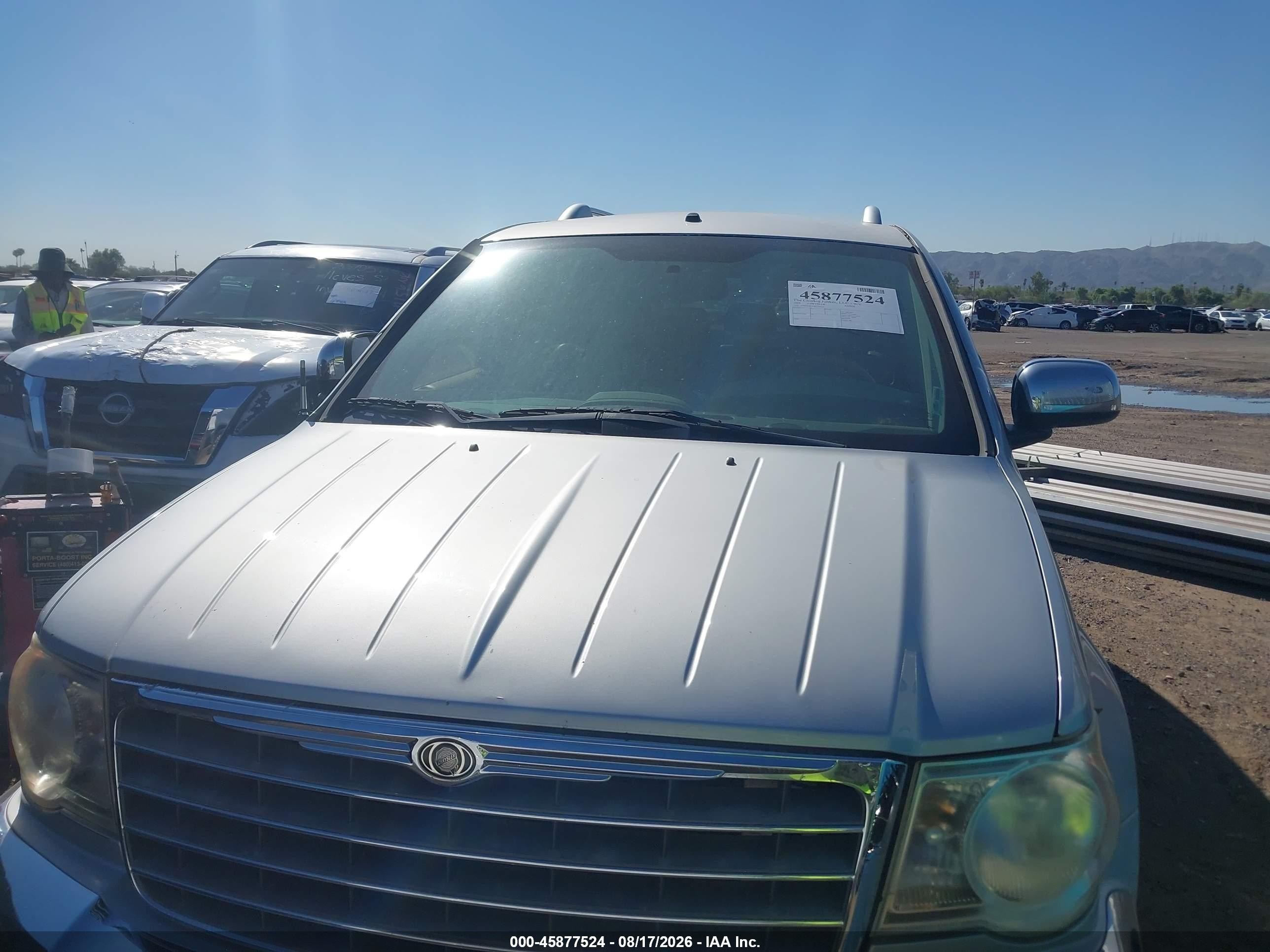 2009 Chrysler Aspen Limited Brown vin: 1A8HX58TX9F710522