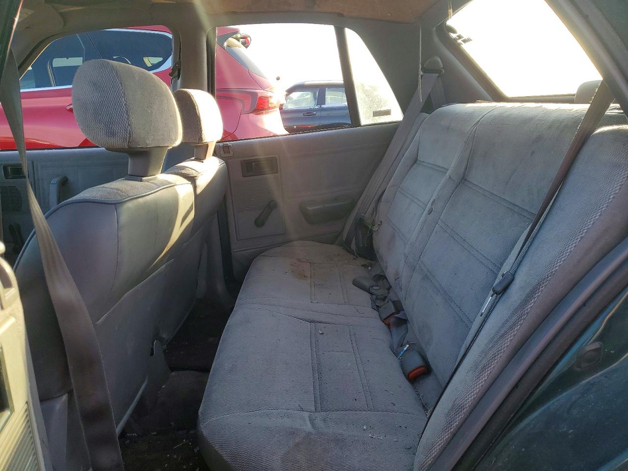 1994 Dodge Shadow Green vin: 1B3AP28D7RN110581