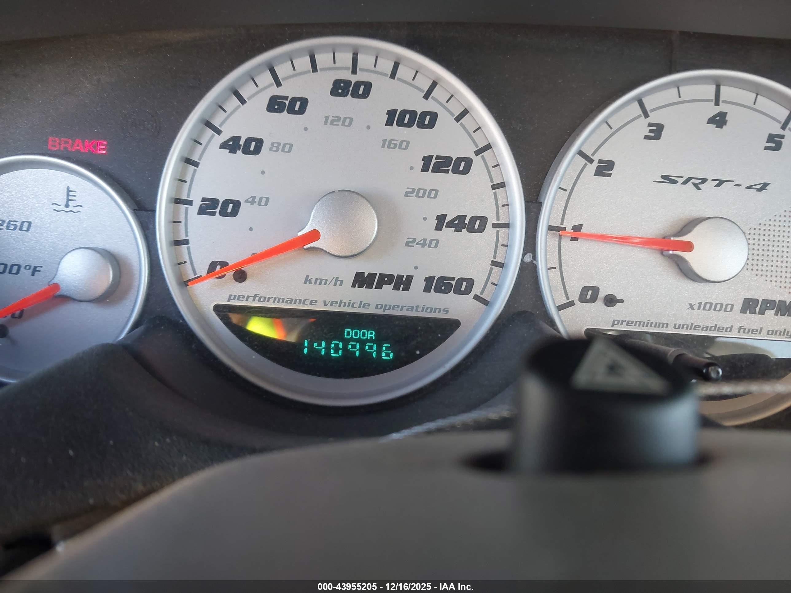 2005 Dodge Srt4   Белый vin: 1B3AS66S05D241634
