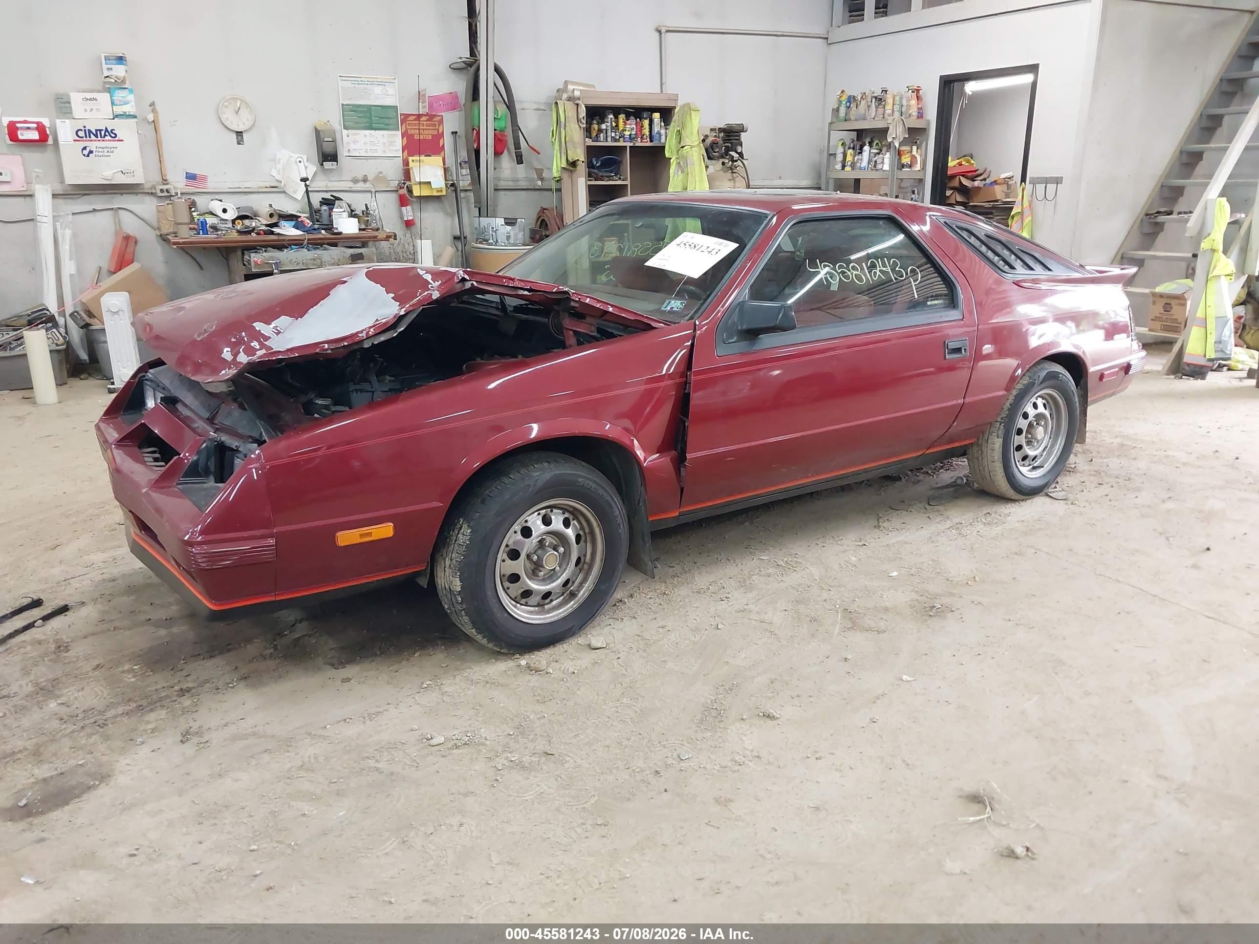 1985 Dodge Daytona   Burgundy vin: 1B3BA44D4FG306565