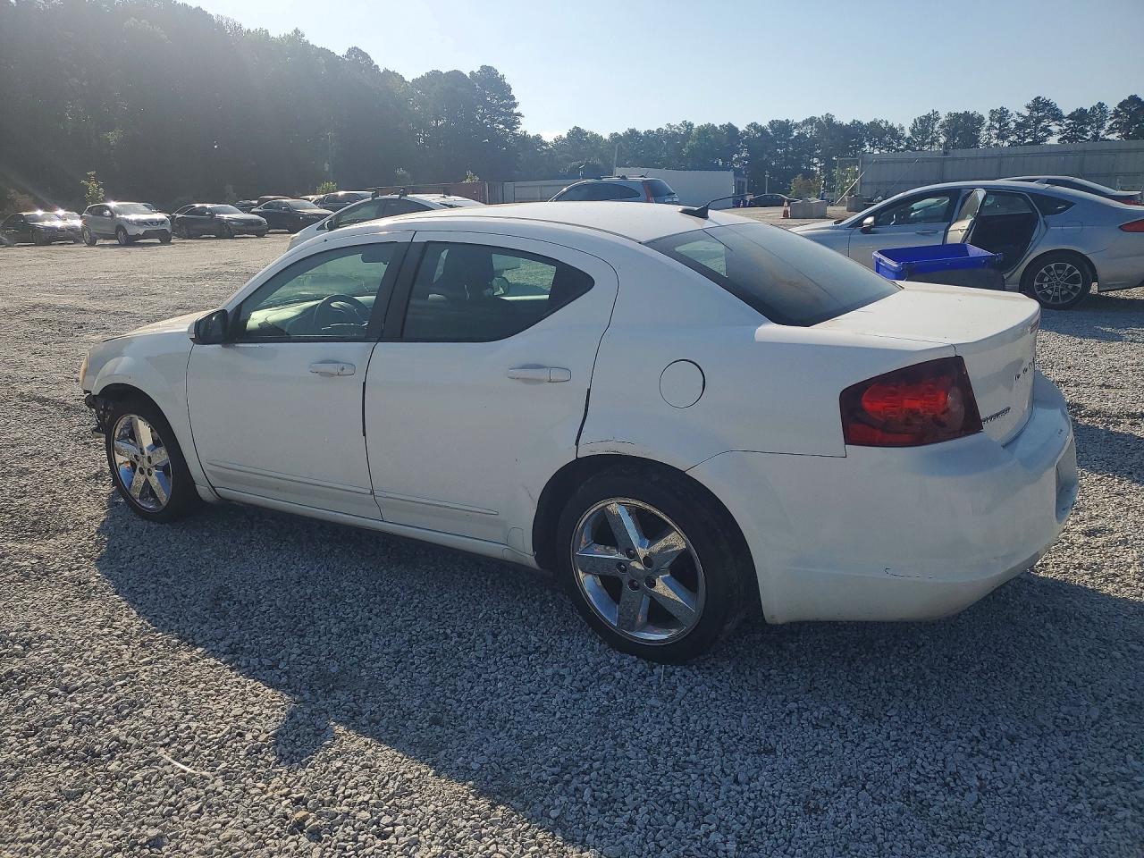 2011 Dodge Avenger Mainstreet White vin: 1B3BD1FB1BN556854