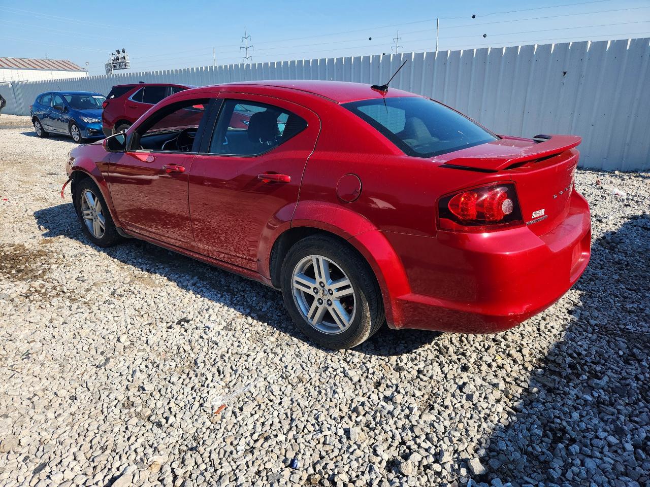2011 Dodge Avenger Mainstreet Red vin: 1B3BD1FB4BN538137