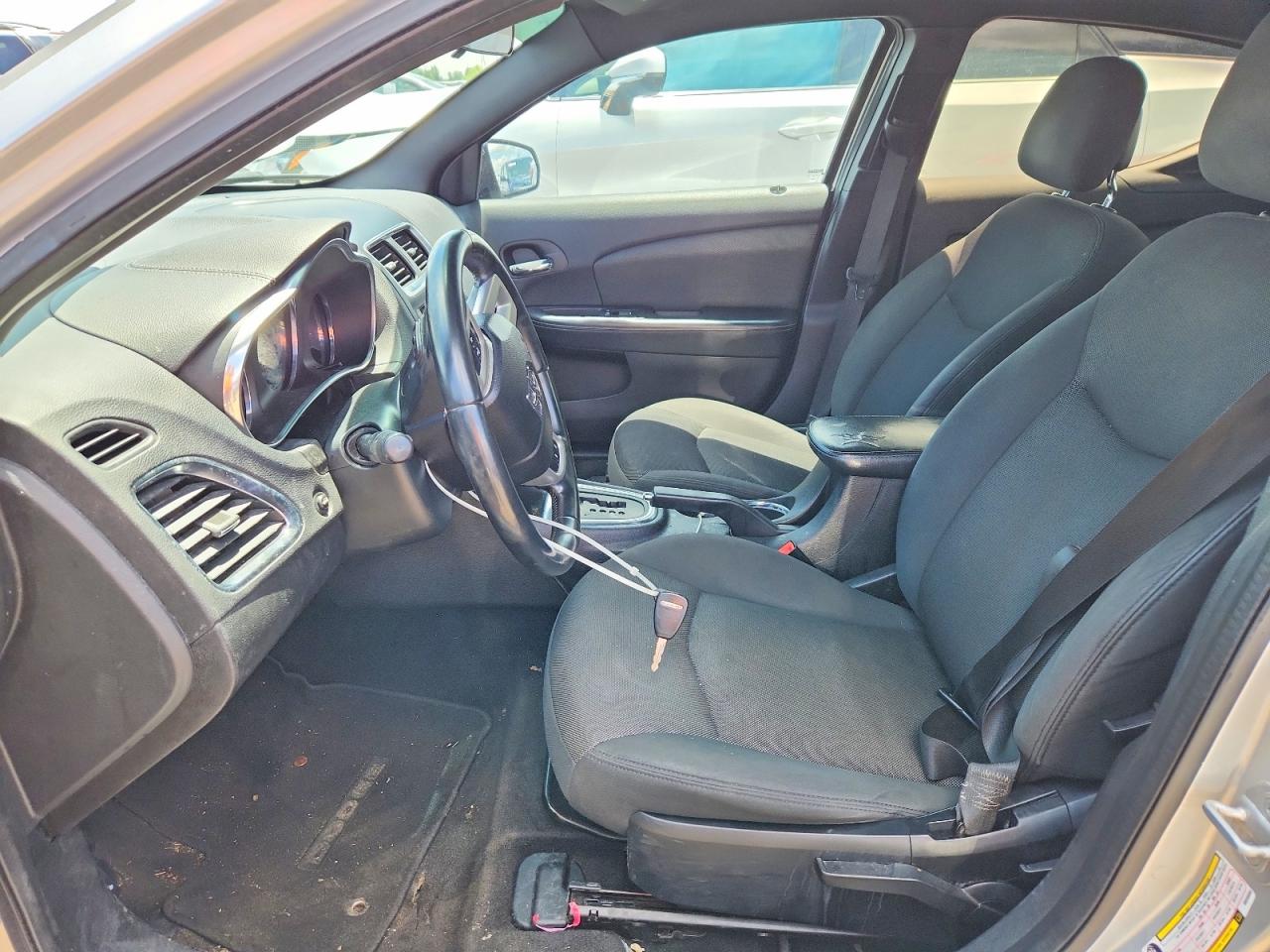 2011 Dodge Avenger Mainstreet Silver vin: 1B3BD1FB4BN590898