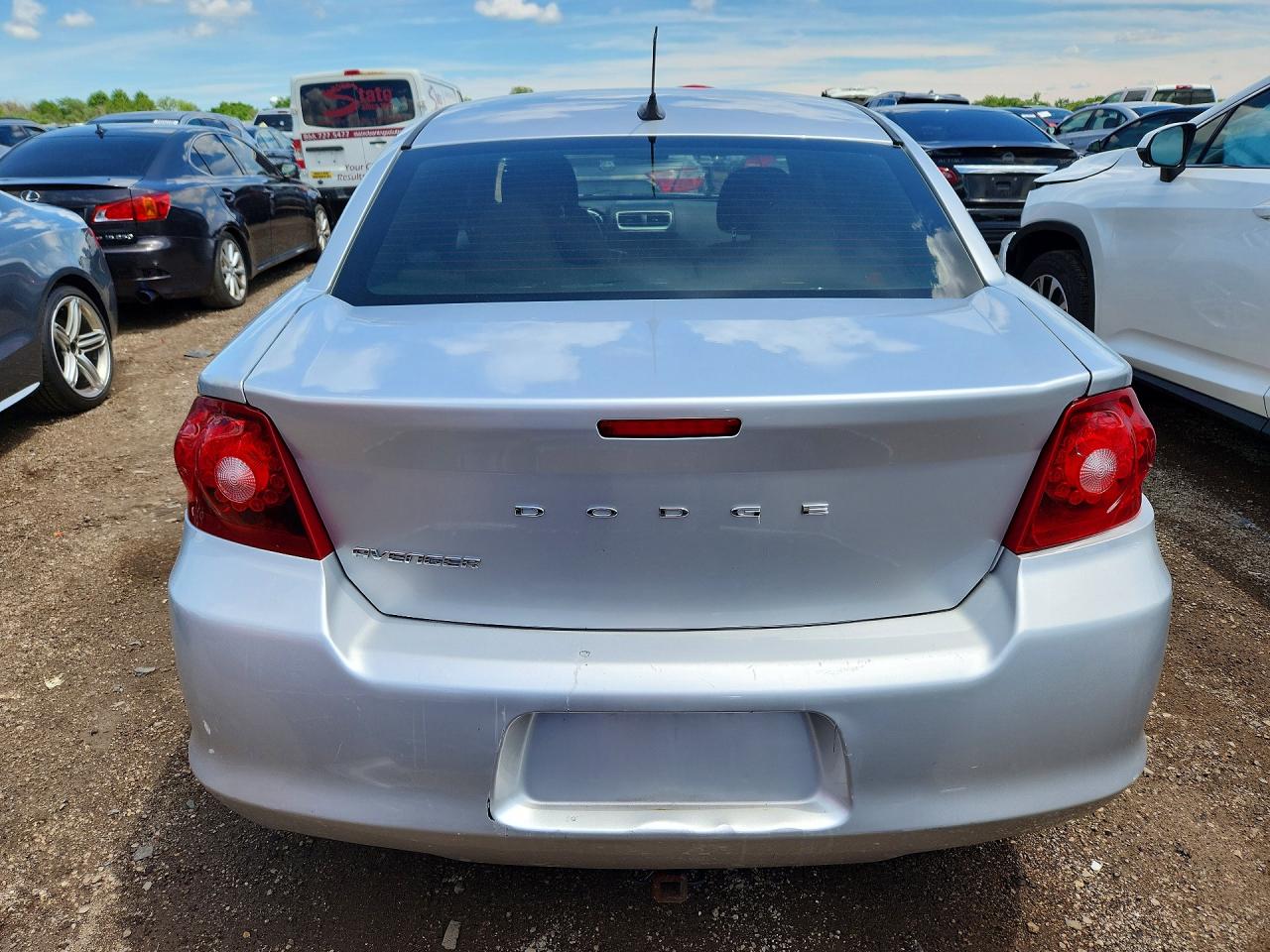 2011 Dodge Avenger Mainstreet Silver vin: 1B3BD1FB4BN590898