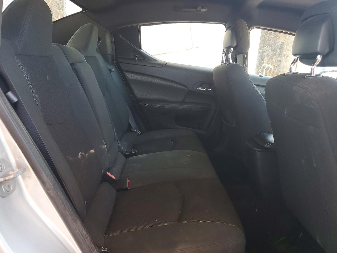 2011 Dodge Avenger Mainstreet Silver vin: 1B3BD1FB8BN501771