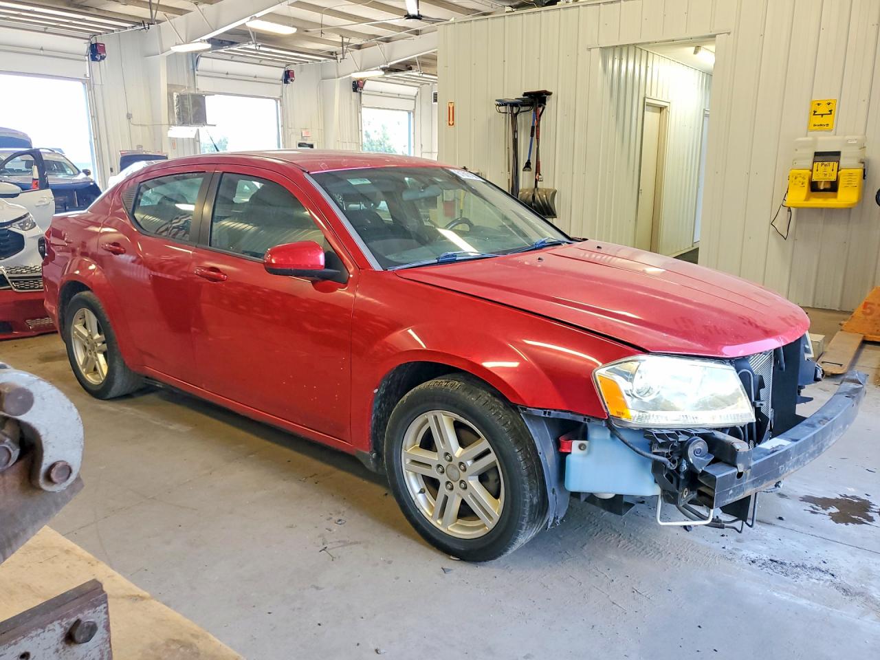 2011 Dodge Avenger Mainstreet Red vin: 1B3BD1FBXBN512223