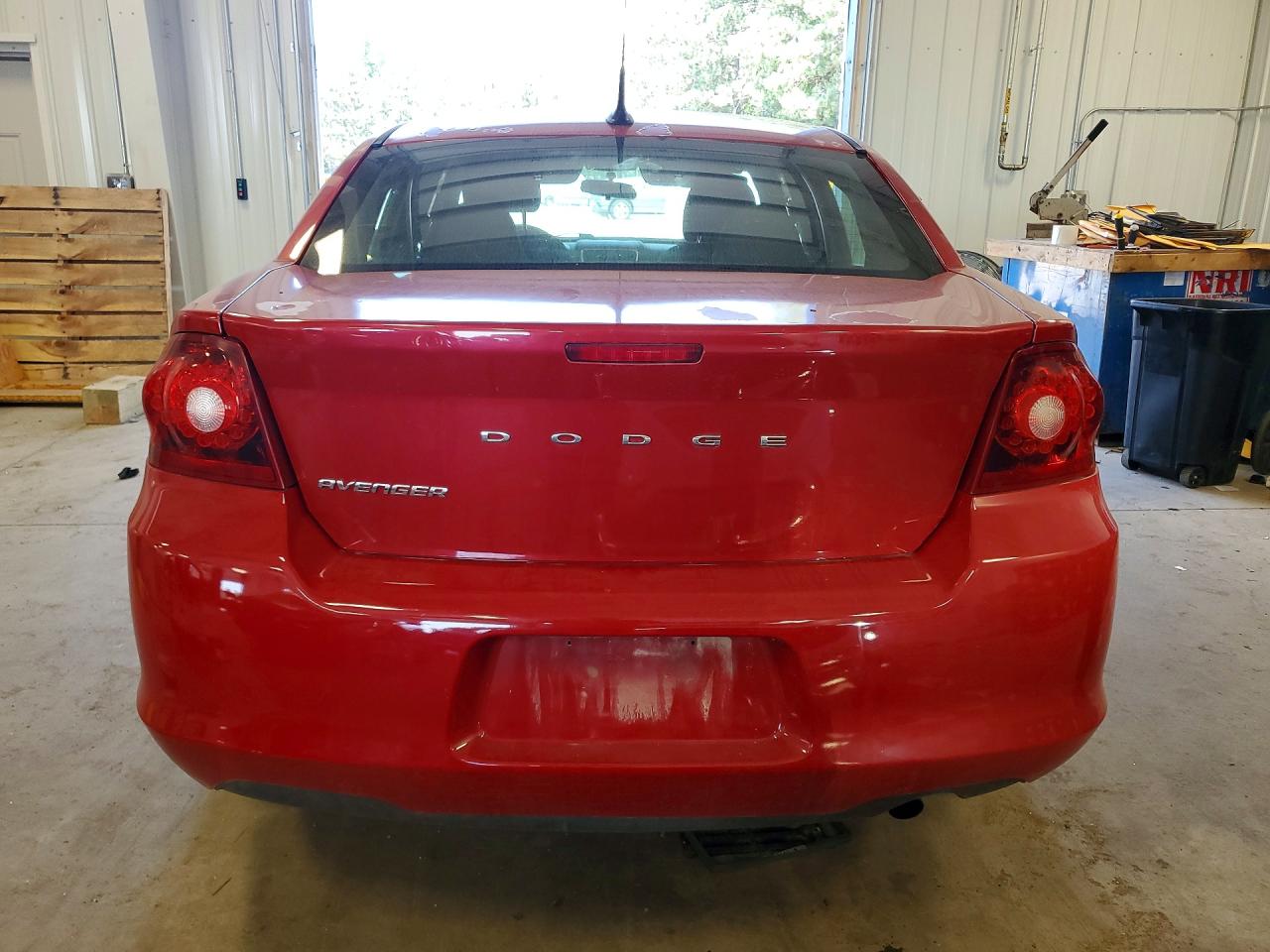 2011 Dodge Avenger Mainstreet Red vin: 1B3BD1FBXBN512223
