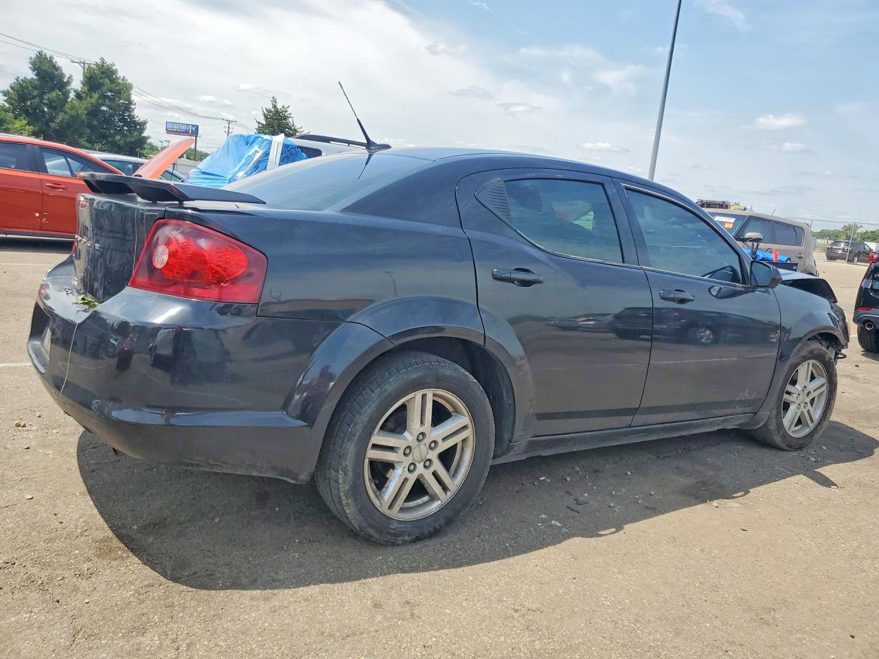 2011 Dodge Avenger Mainstreet Black vin: 1B3BD1FBXBN523853