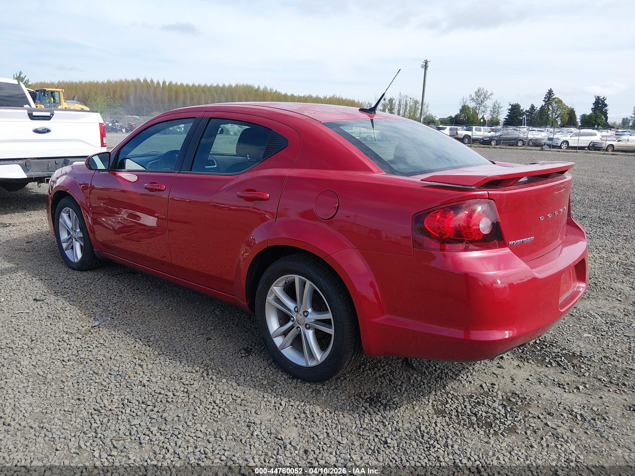 2011 Dodge Avenger Mainstreet Красный vin: 1B3BD1FG1BN510839
