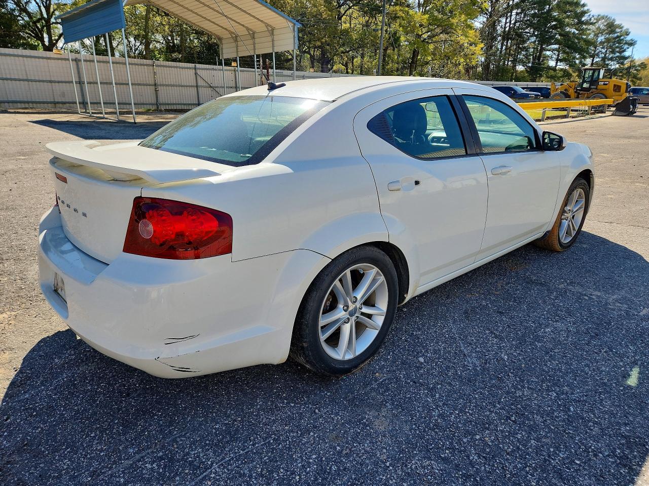 2011 Dodge Avenger Mainstreet White vin: 1B3BD1FG1BN510937