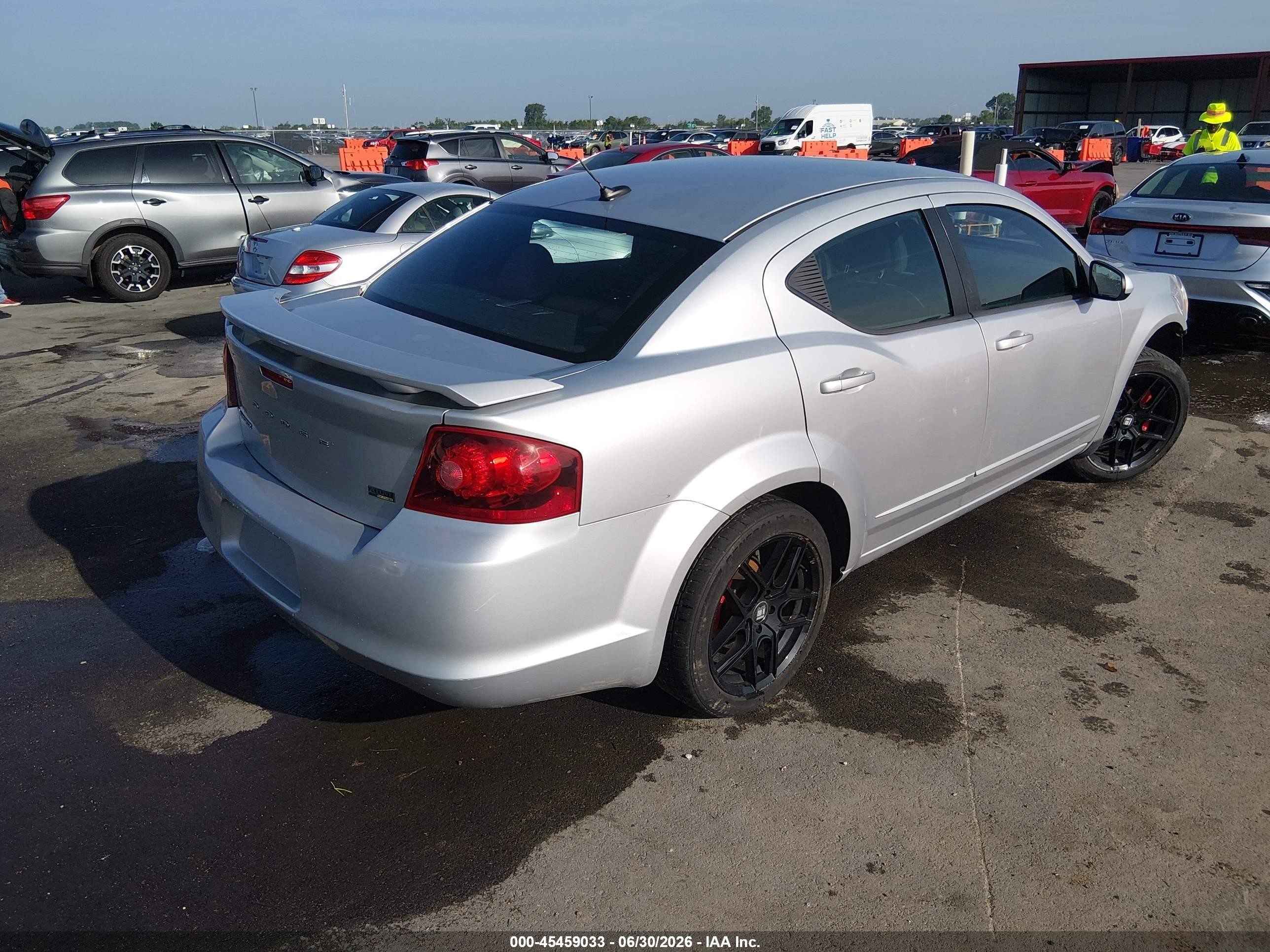 2011 Dodge Avenger Mainstreet Silver vin: 1B3BD1FG3BN584506