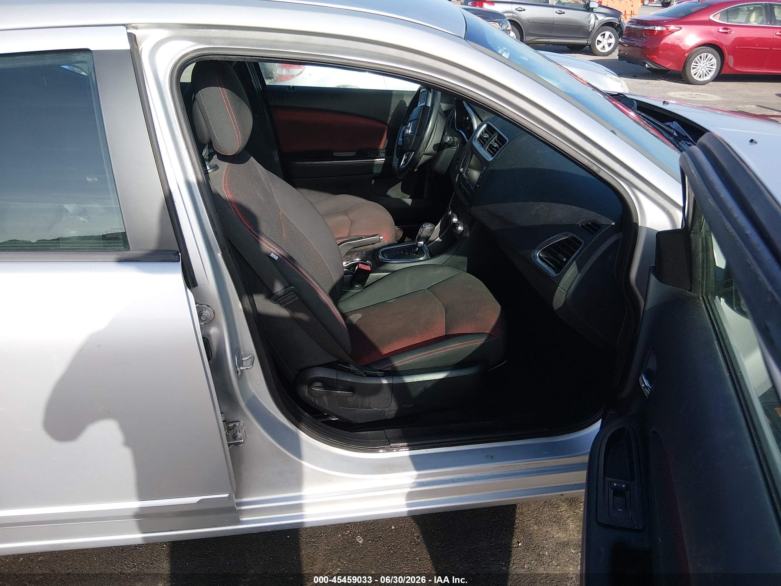 2011 Dodge Avenger Mainstreet Silver vin: 1B3BD1FG3BN584506