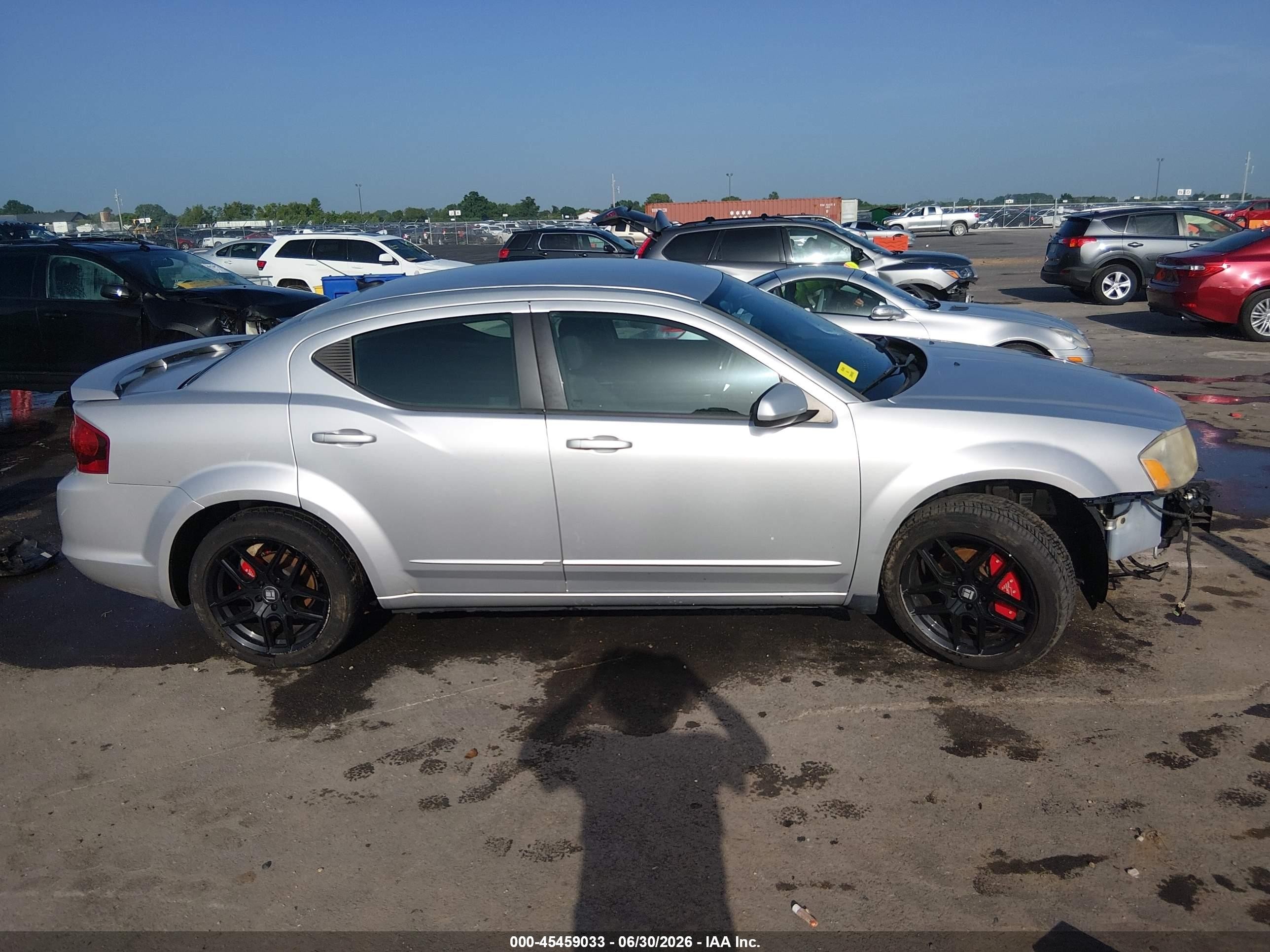 2011 Dodge Avenger Mainstreet Silver vin: 1B3BD1FG3BN584506